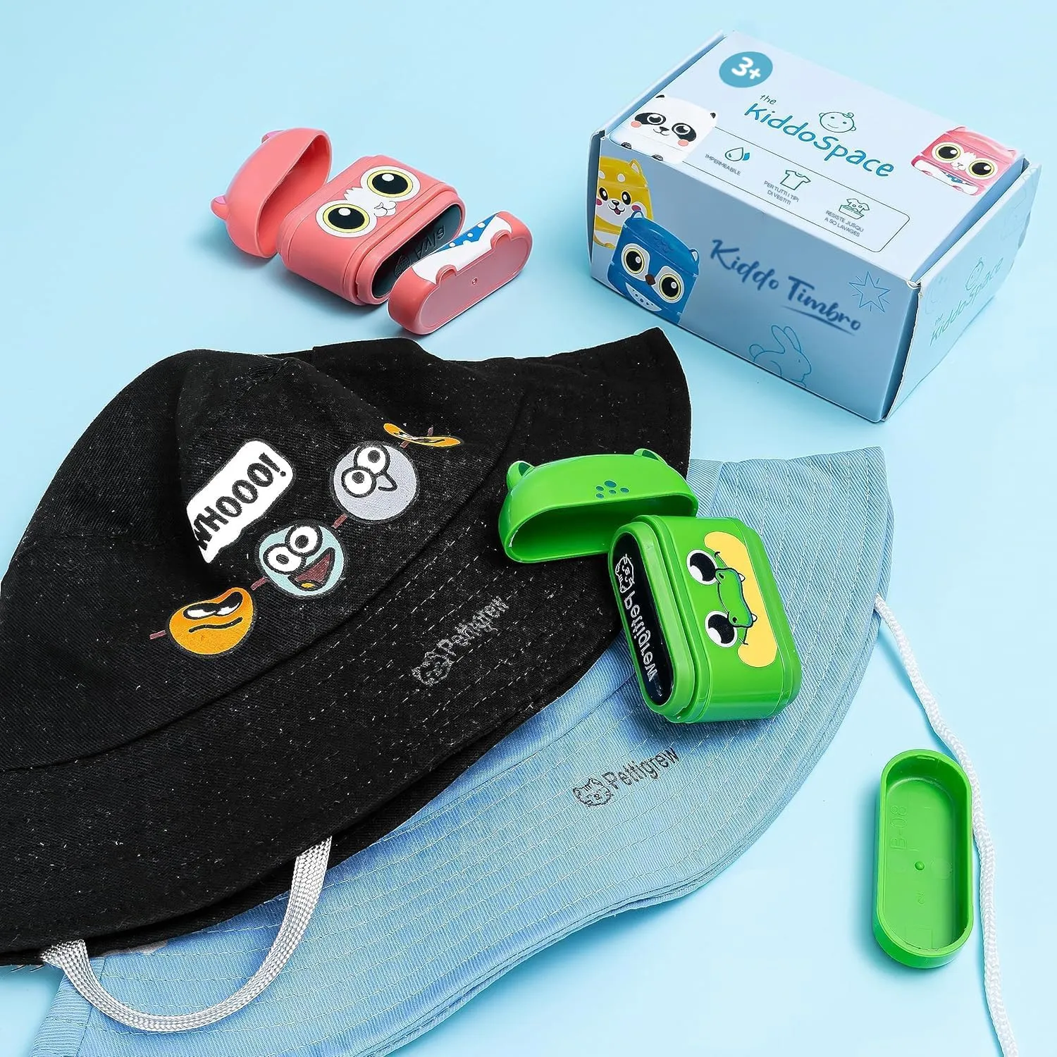 TheKiddoSpace Timbro Nome Personalizzato per Vestiti Bambini, Doppio Lato con Inchiostro Bianco e Nero, Grande - immagine 7