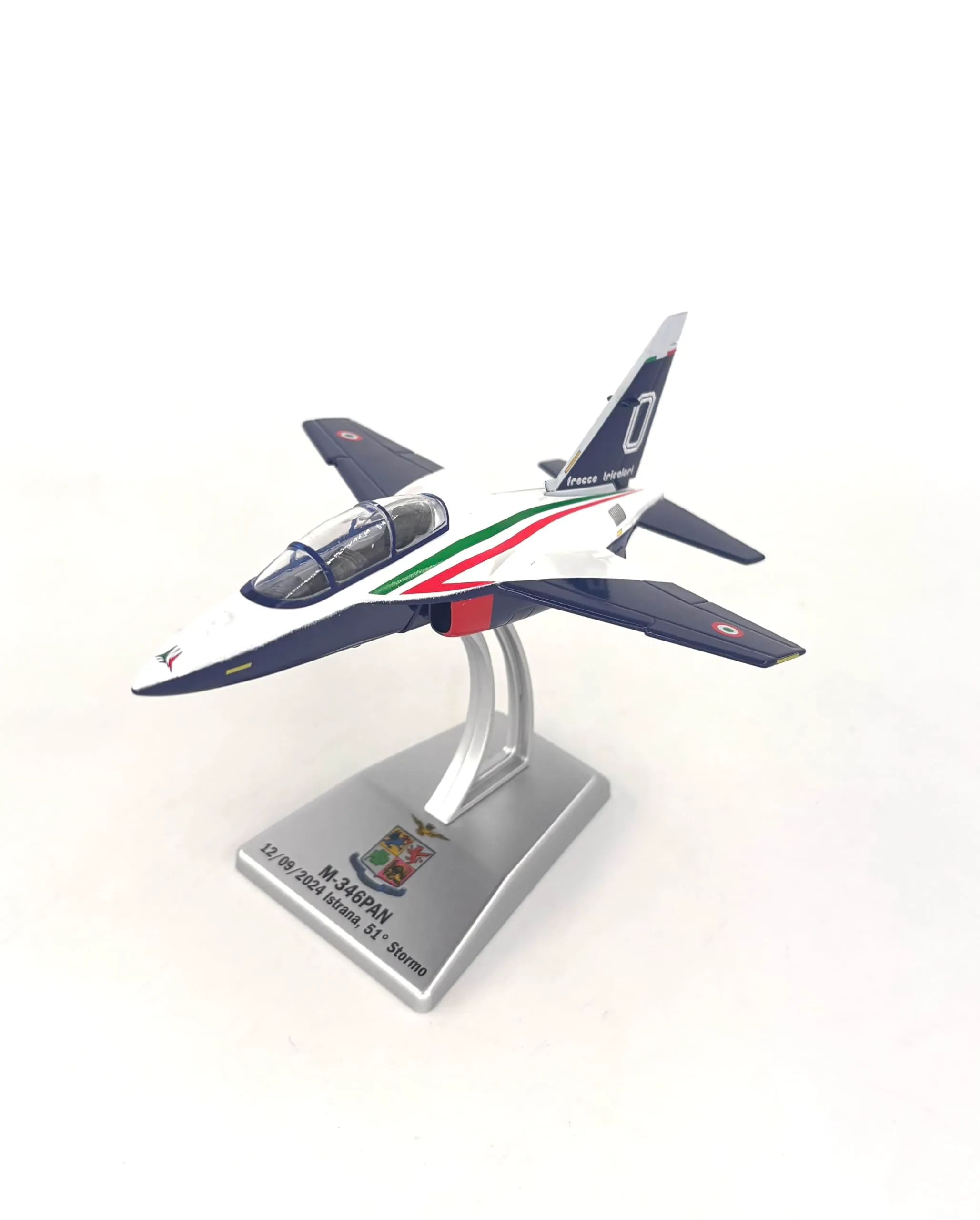 Italeri 48267 M-346 PAN Pony 0 Frecce Tricolori Die Cast Model, Scale 1:100 - immagine 1