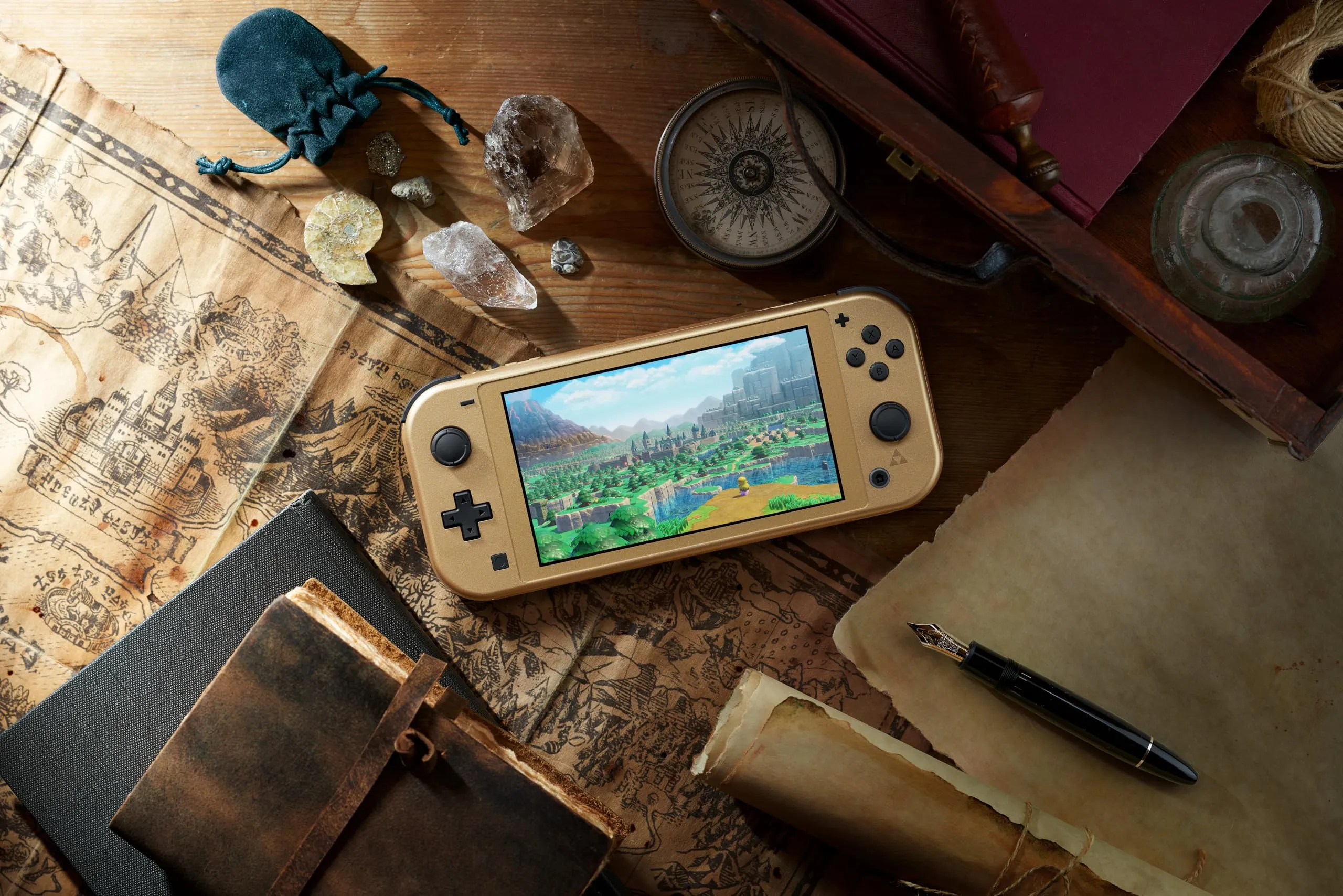 Nintendo Switch Lite Hyrule Edition - immagine 4