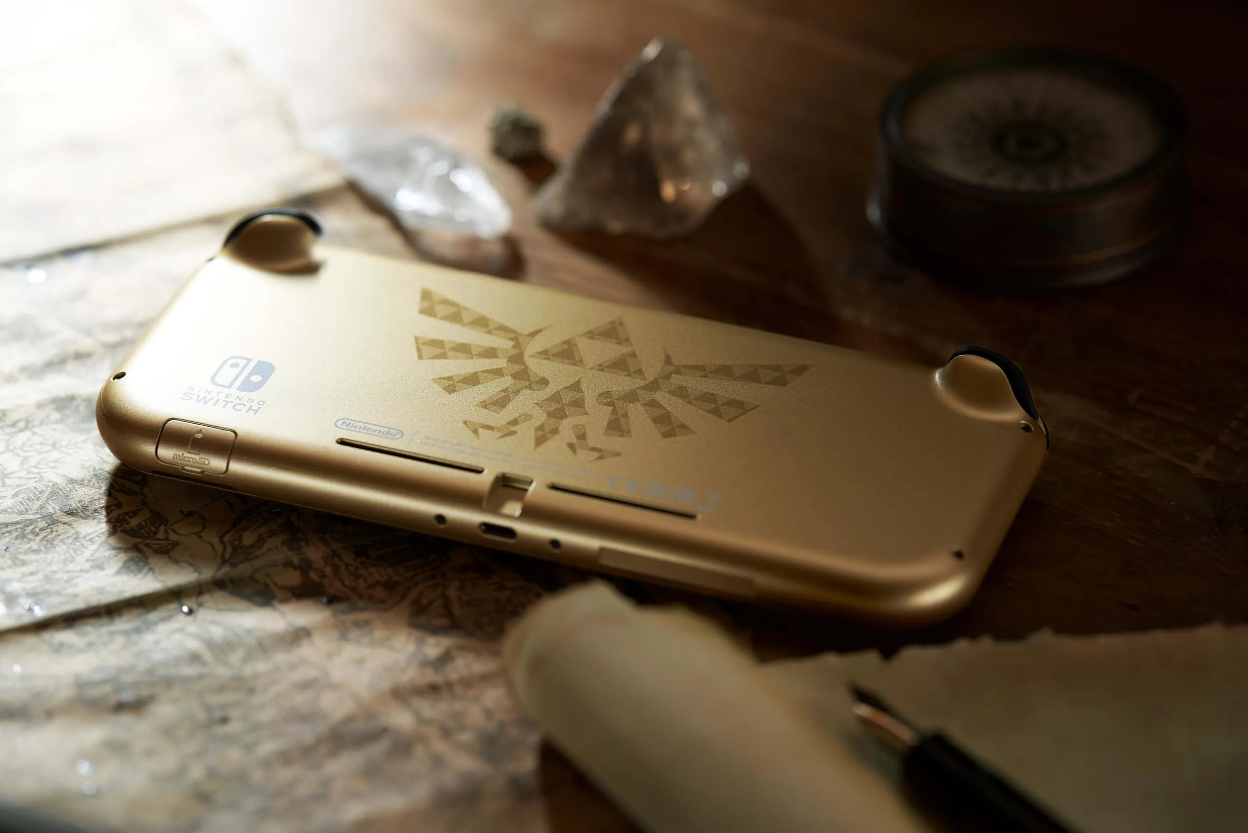 Nintendo Switch Lite Hyrule Edition - immagine 5