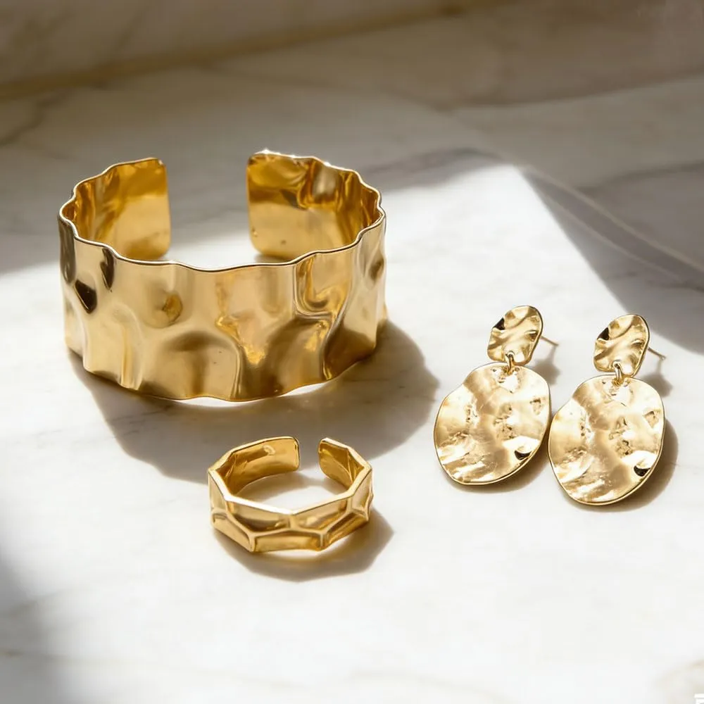 XFSRG Set Gioielli Donna 3 Pezzi Bracciale Anello Orecchini Oro 18K Placcato Texture Irregolare (Oro) - immagine 2