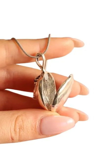 OUTLETISSIMO Collana Elena Amuleto Vampiro con Ciondolo Medaglione Apribile Vintage ET228 - immagine 9