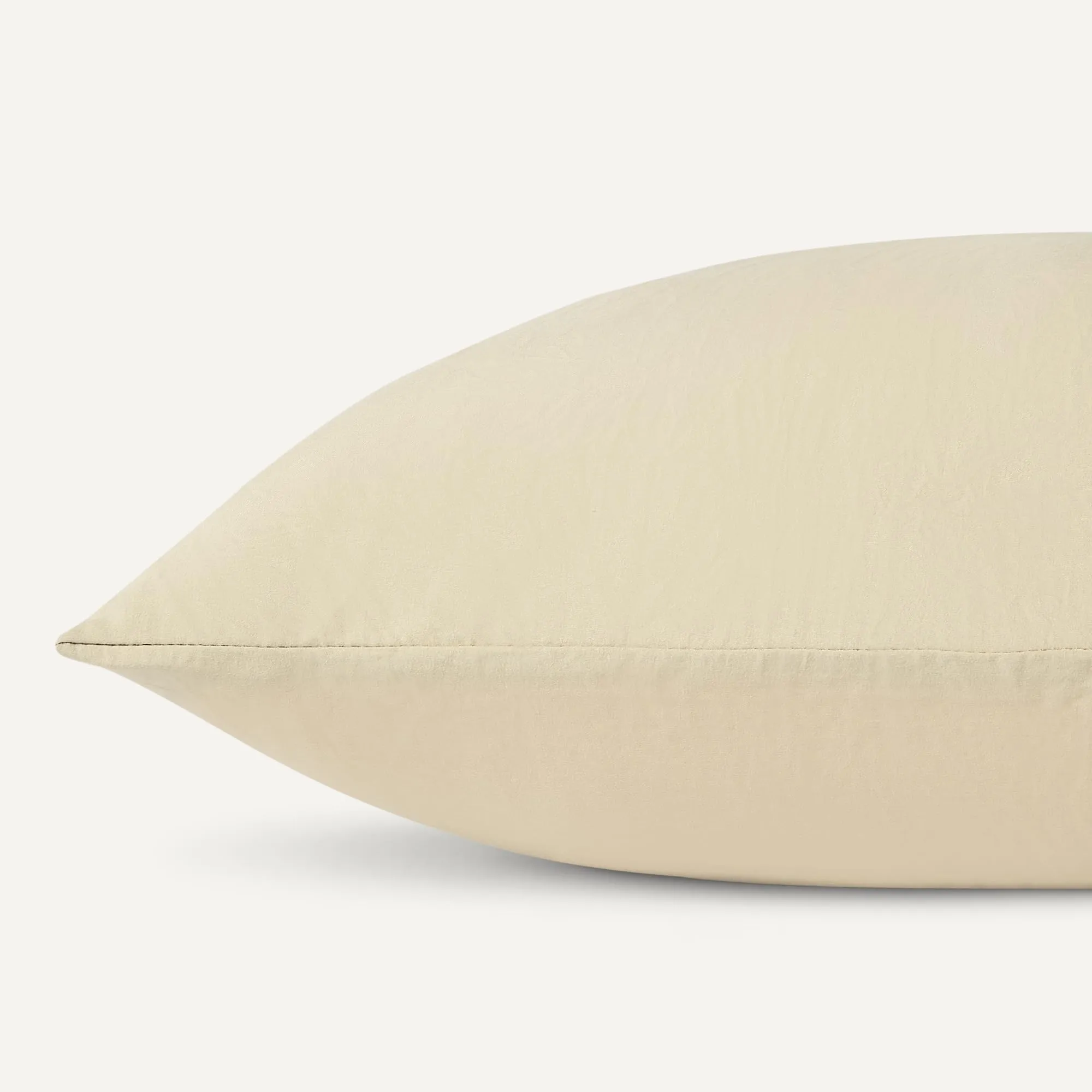 Amazon Basics Set Copripiumino Matrimoniale in Microfibra, 240 x 220 cm con 2 Federe 50 x 80 cm, Beige - immagine 5