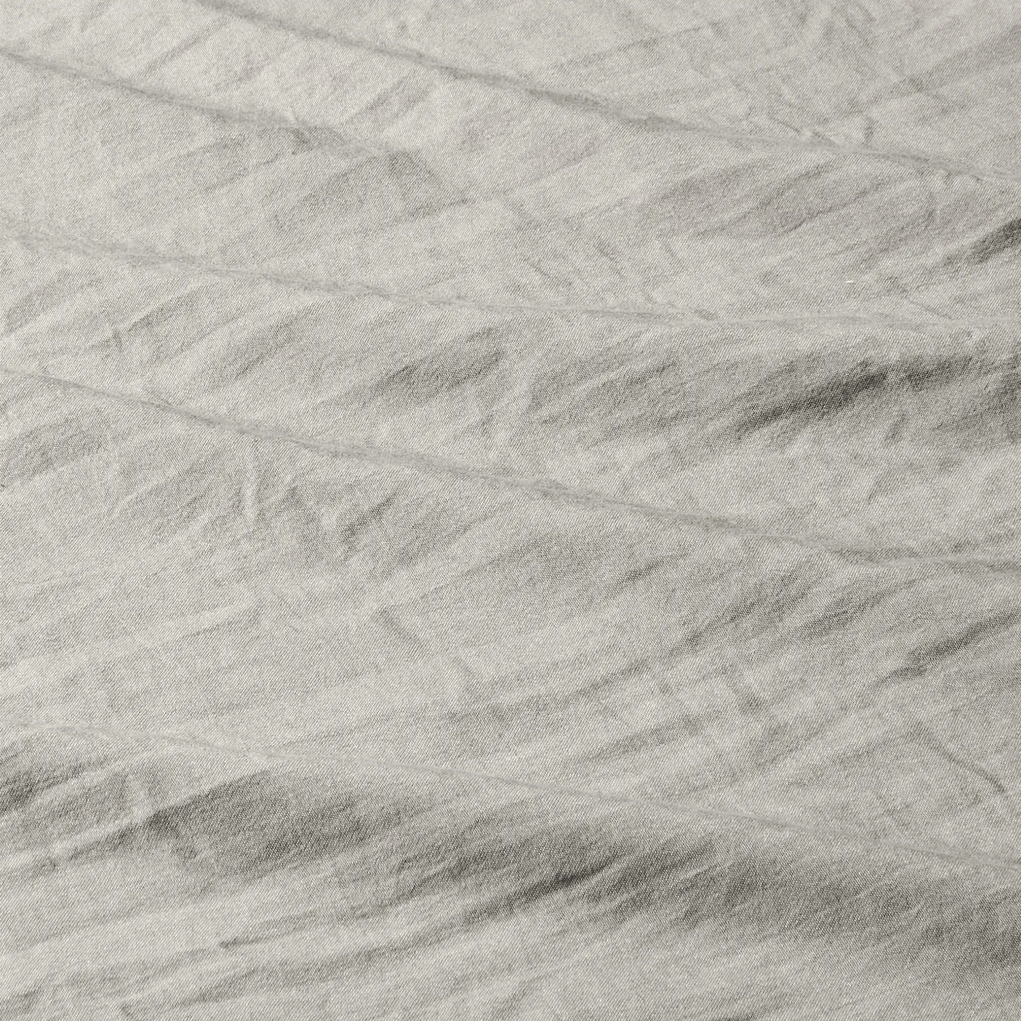 Amazon Basics Set Copripiumino Matrimoniale in Microfibra, 240x220 cm e 2 Federe 50x80 cm, Grigio - immagine 4