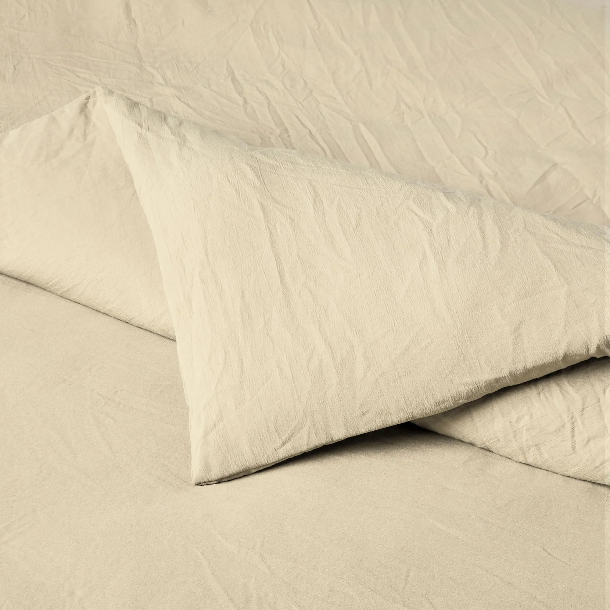 Amazon Basics Set Copripiumino Singolo in Microfibra, 135 x 200 cm e Federa 50 x 80 cm, Beige - immagine 3