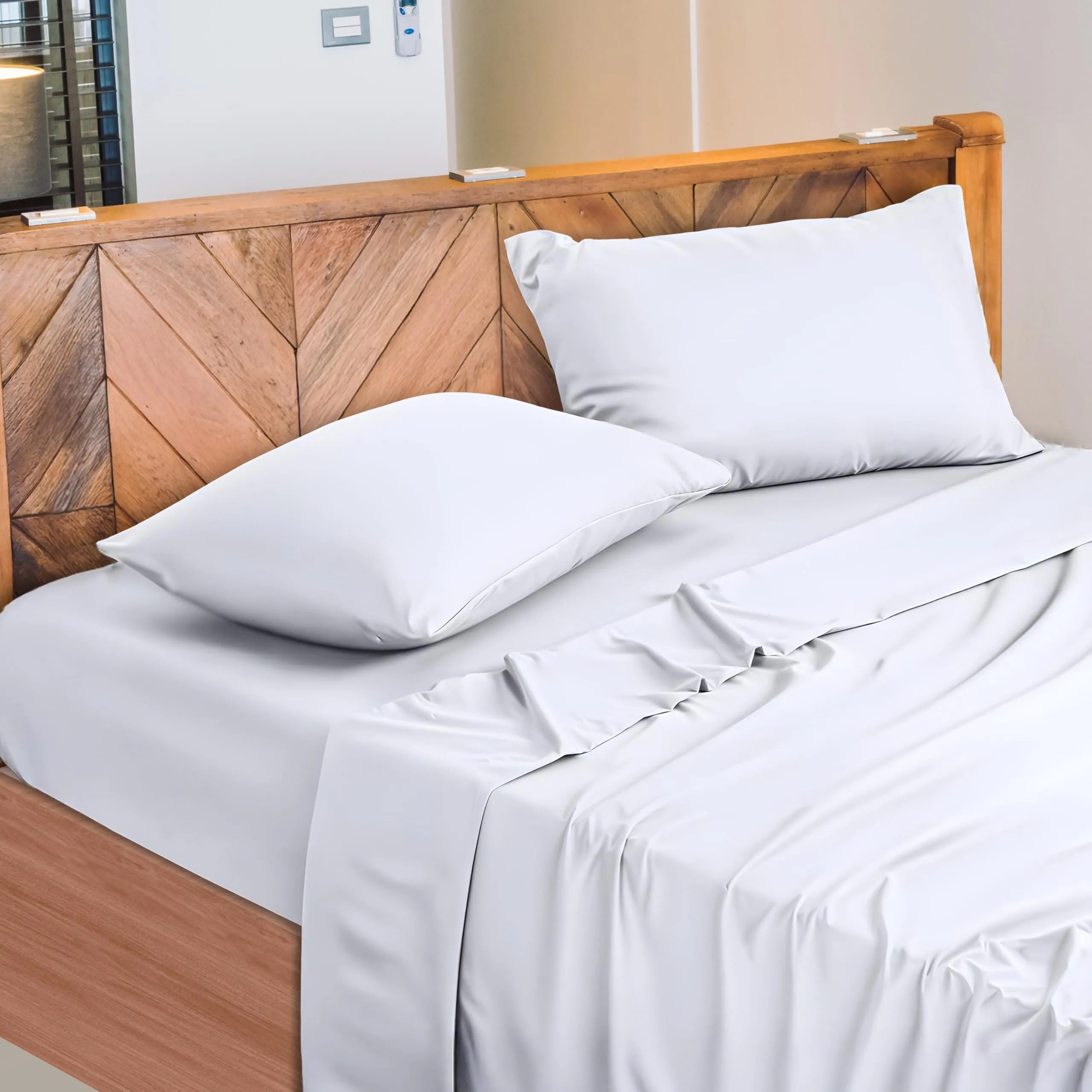 Narciso Lenzuola Una Piazza e Mezza 100% Cotone Made in Italy, Completo Letto con Lenzuolo Sotto con Angoli 130x200, Lenzuolo Sopra 190x290 e Federa 50x80cm, Bianco - immagine 1