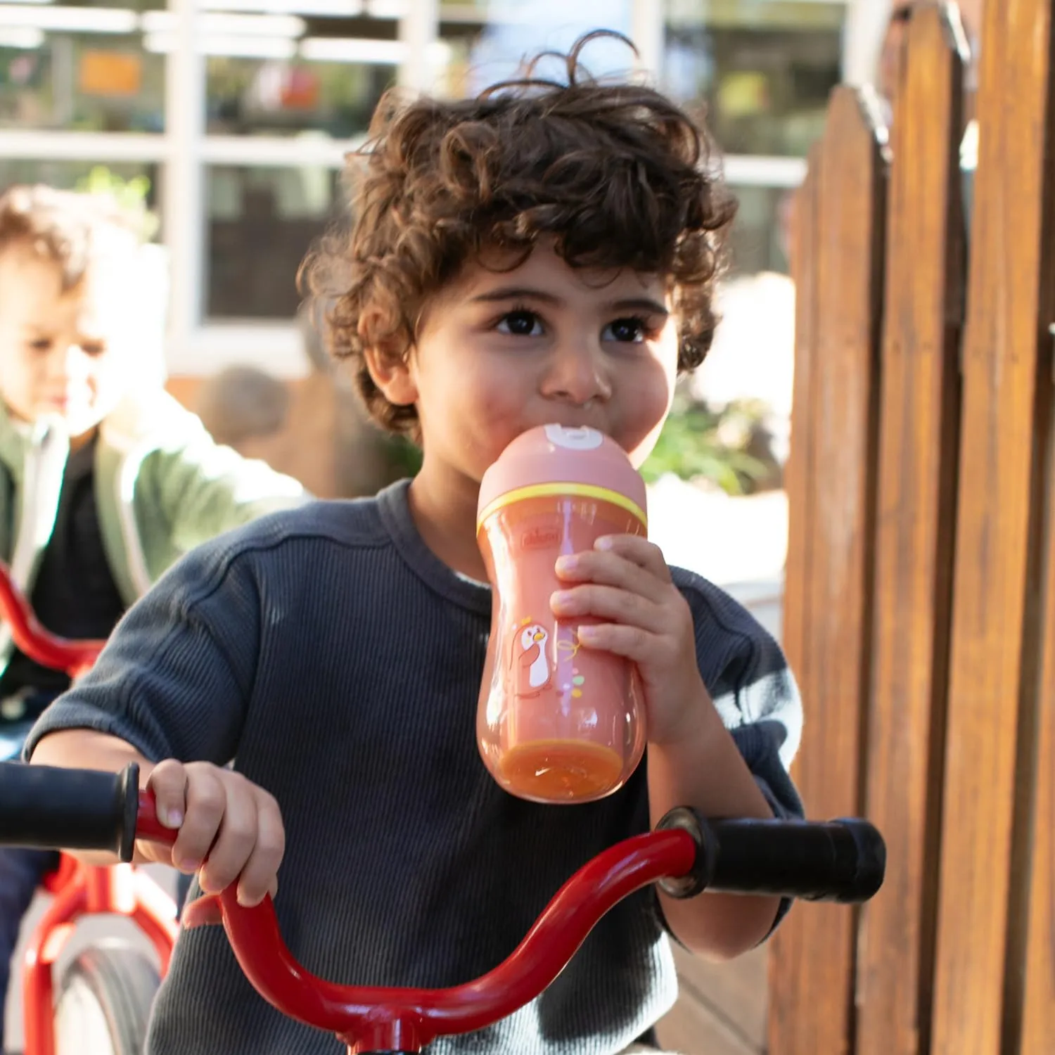 Chicco Sport Cup Bicchiere Antigoccia in Silicone per Bambini 14+ Mesi, 266 ml, Rosa - immagine 2