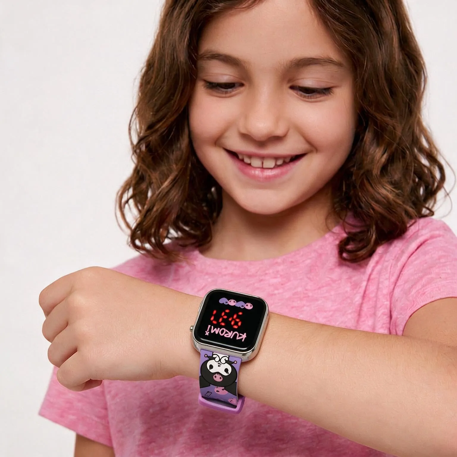 Kids Licensing Orologio Digitale LED Kuromi Viola - immagine 3