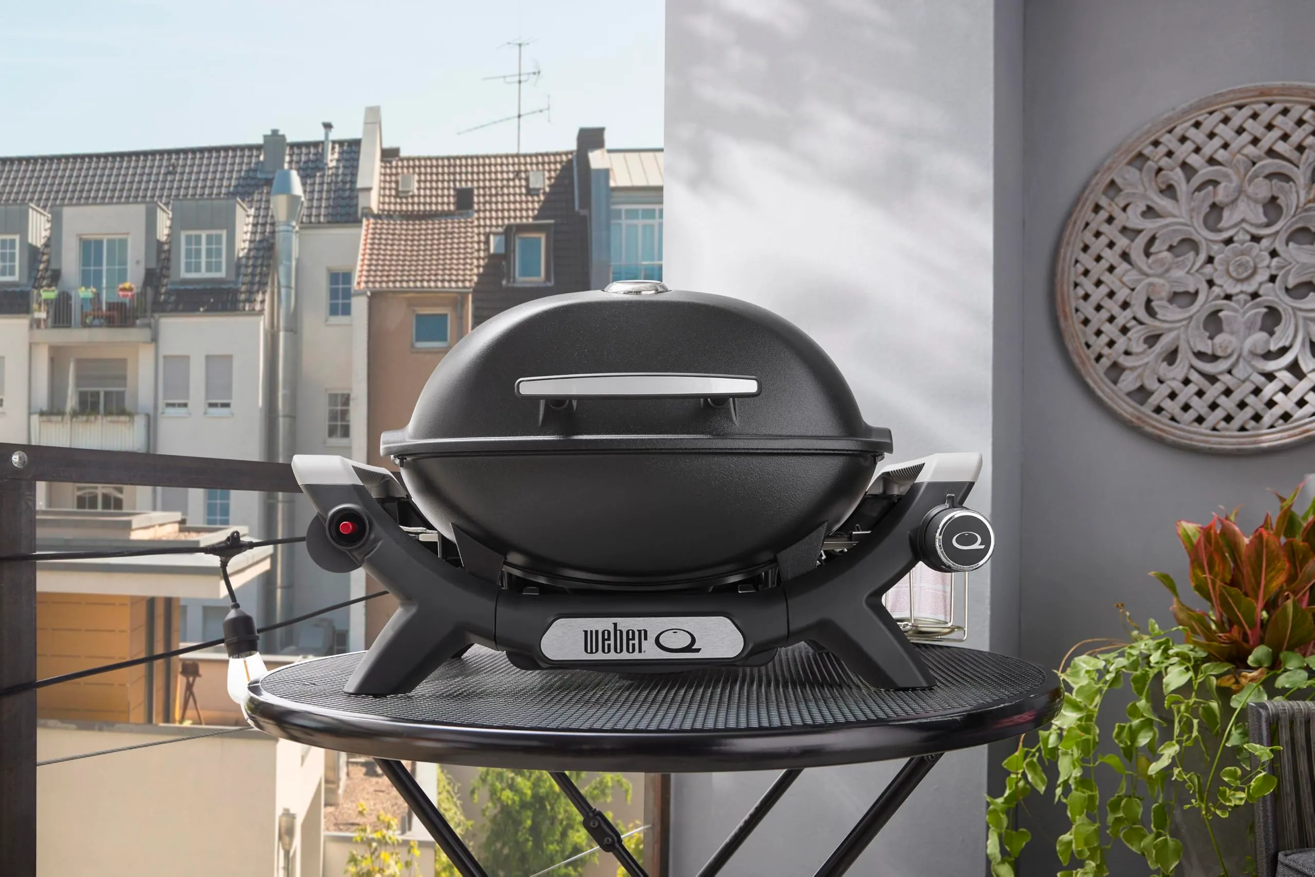 Weber Q 1100N Barbecue a Gas, 42 x 31 cm, 1 Bruciatore, Nero (1501925) - immagine 10