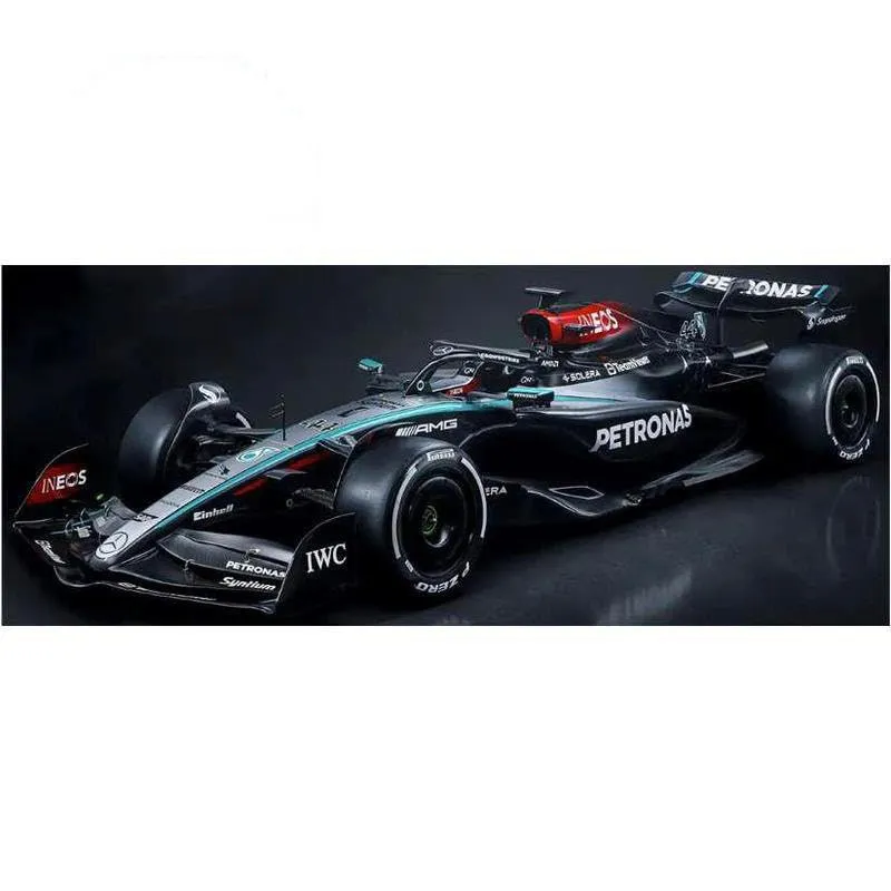 Bburago Mercedes-AMG W16 2025 #63 Russell 1:43 Diecast Replica - immagine 2