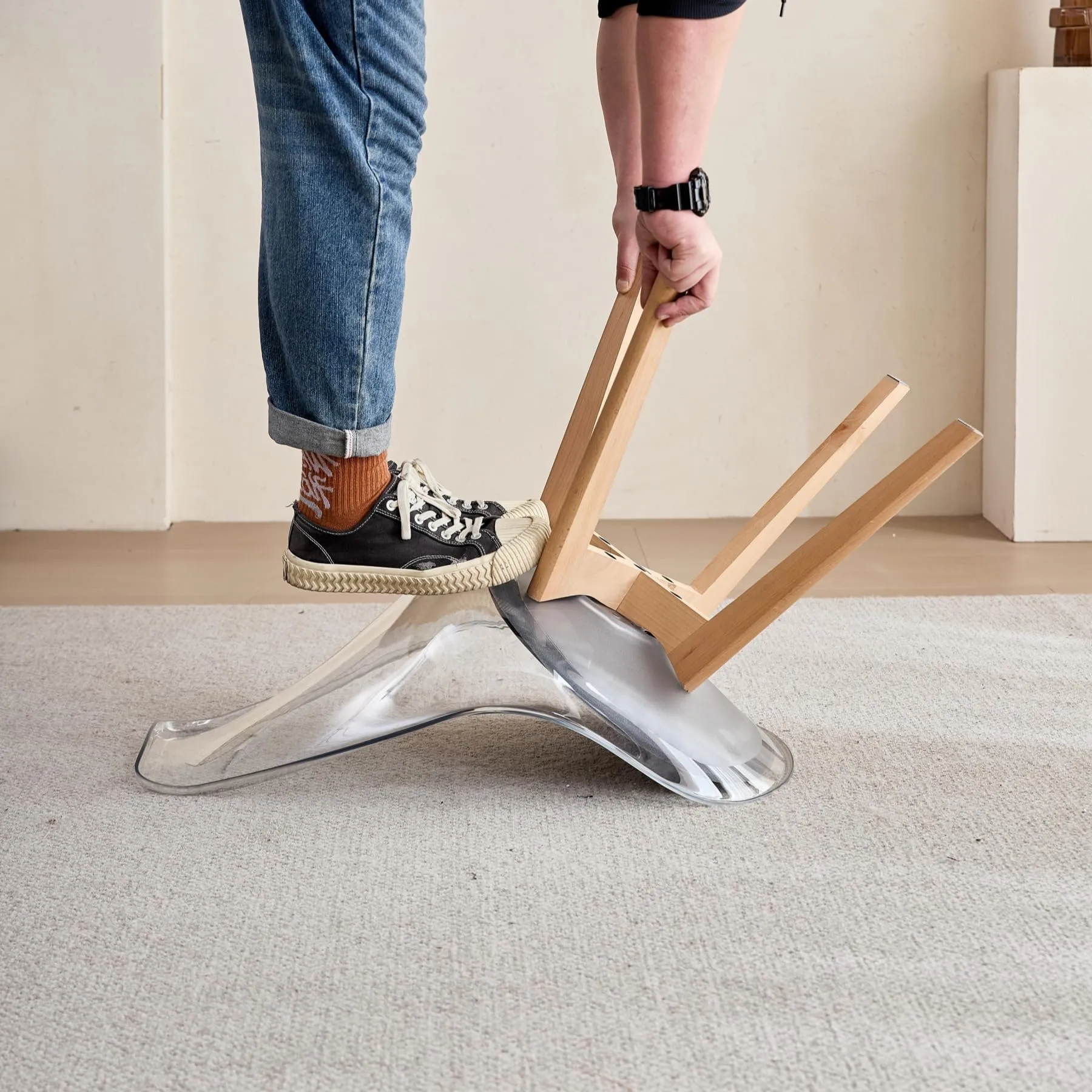 JZGORC Set di 8 Sedie da Pranzo con Schienale Trasparente e Gambe in Faggio, Pelle PU Nero - immagine 7