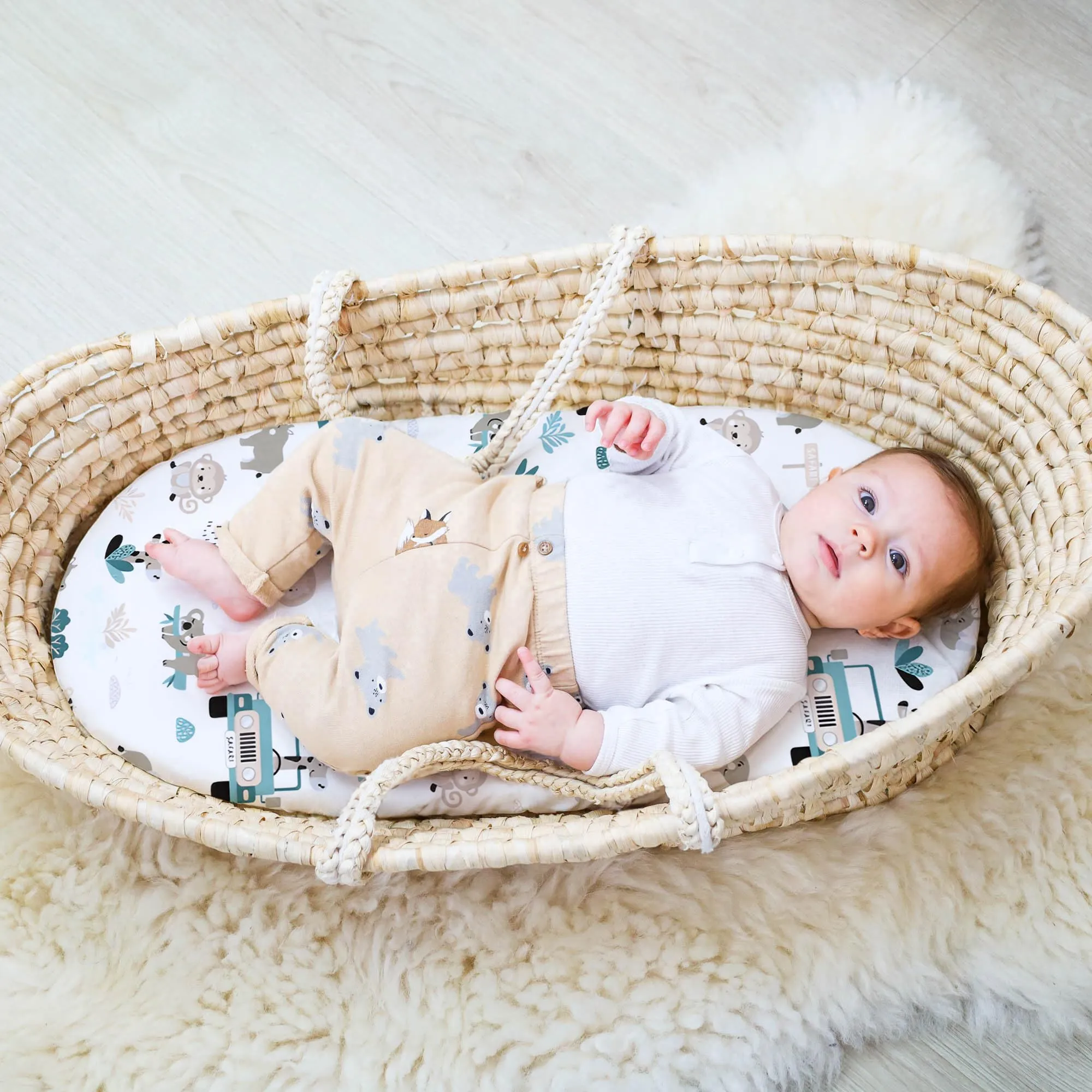 Totsy Baby Set di 3 lenzuola con angoli e coprimaterasso impermeabile per passeggino, 55x90 cm, Africa E Colore Salvia - immagine 7