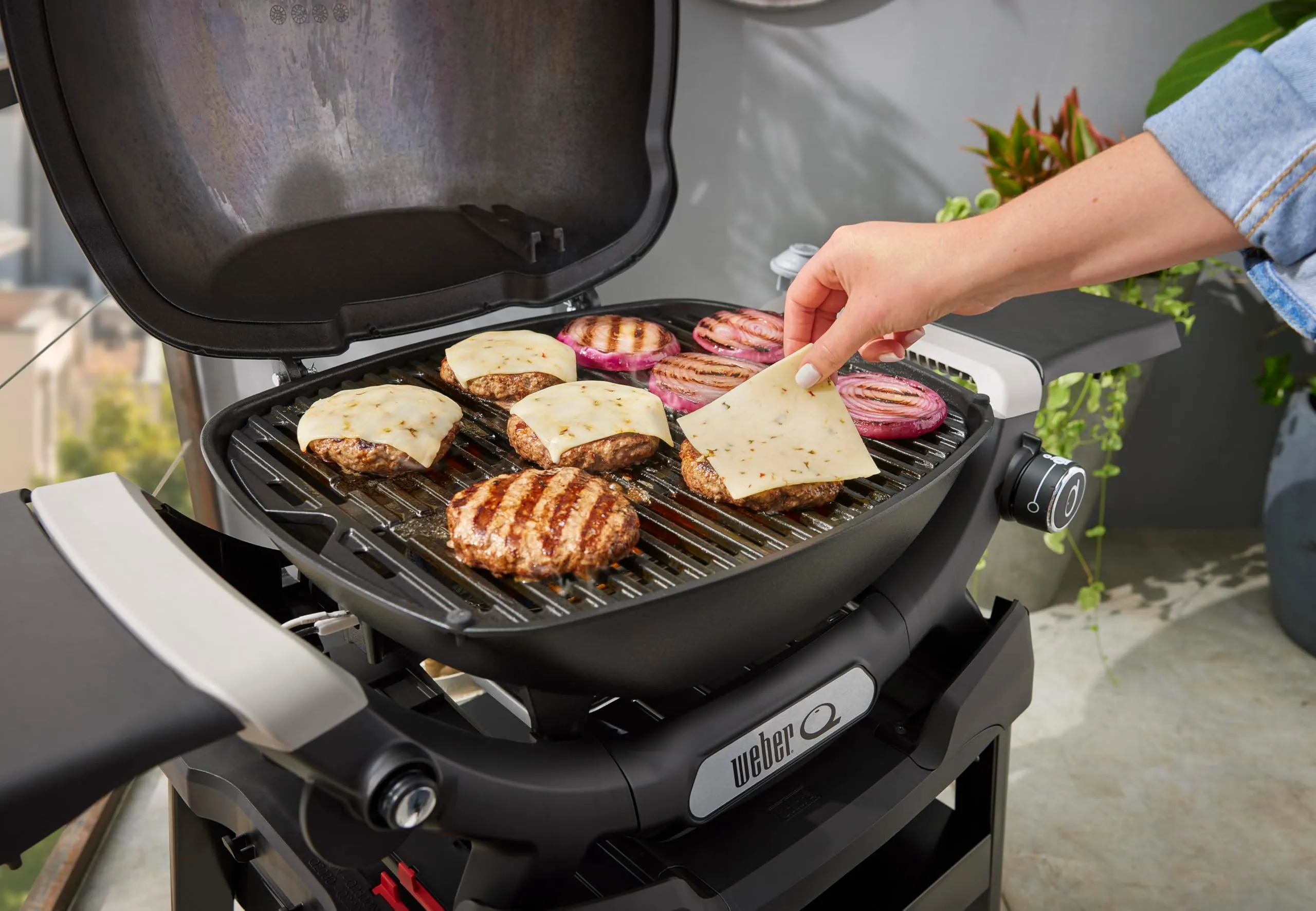 Weber Q 1200N Gas Barbecue with Side Tables - immagine 14