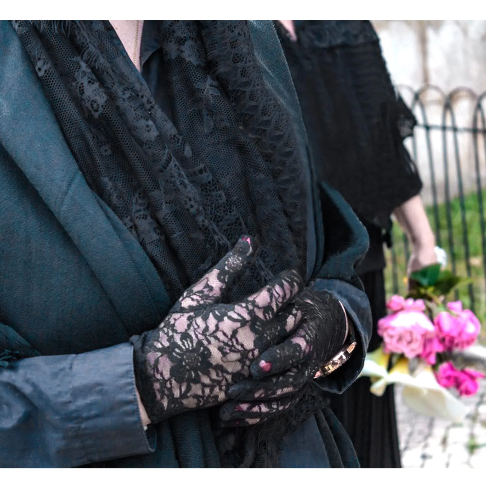 Andiker Guanti Corti in Pizzo da Donna, Nero, Taglia Unica - immagine 6
