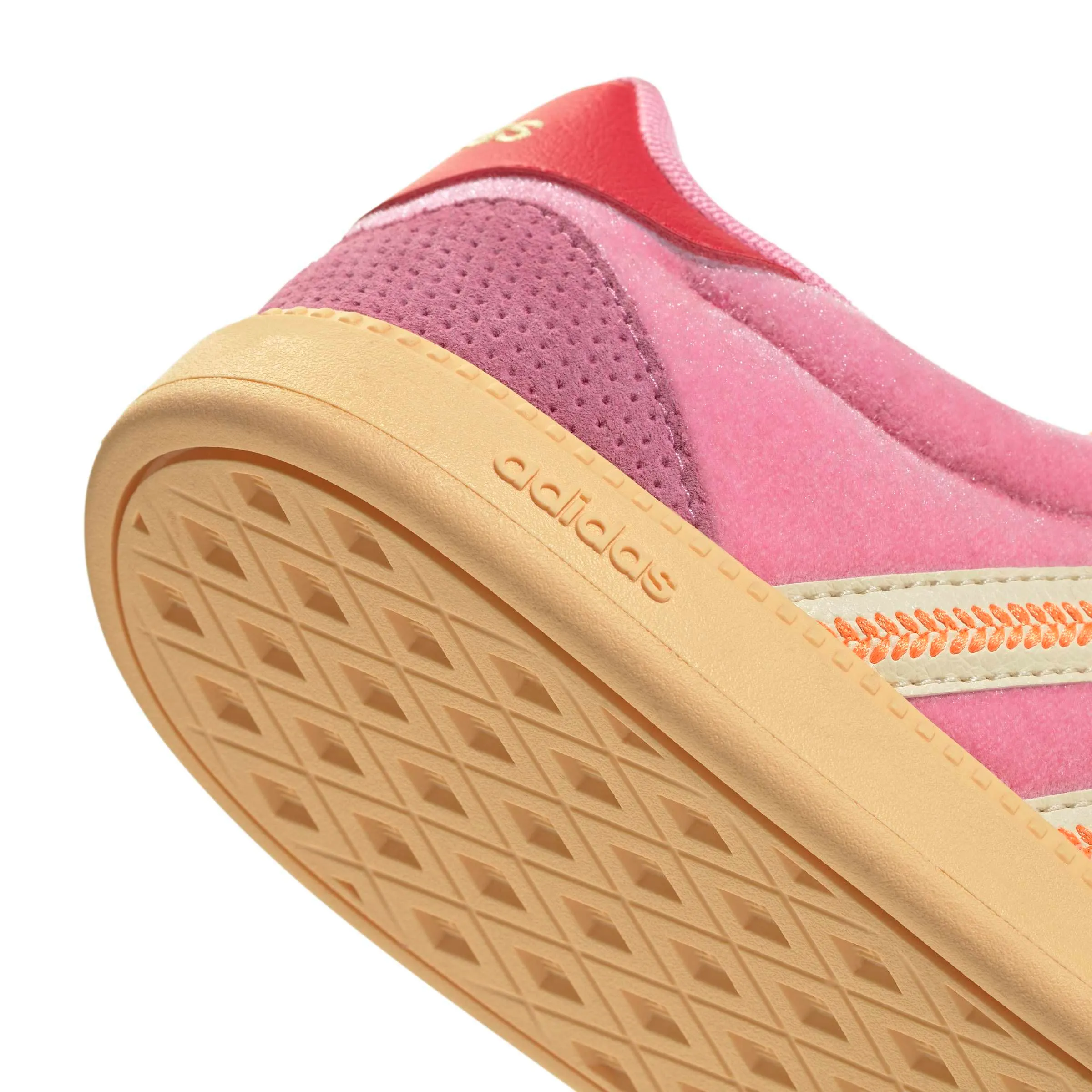 Adidas Breaknet Sleek Shoes, Bliss Pink/Warm Vanilla/Pure Ruby, 36 EU - immagine 4
