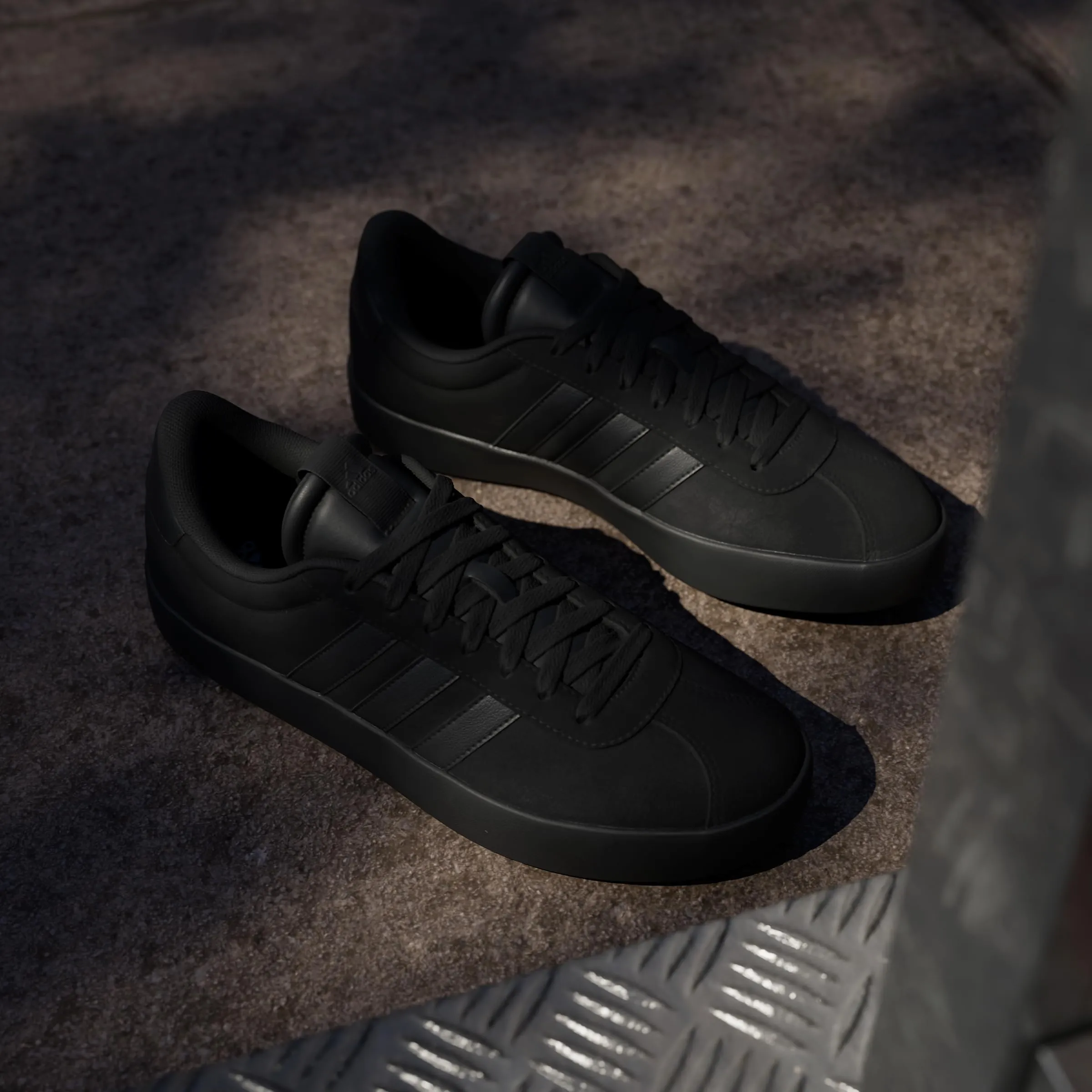 adidas VL Court 3.0 Shoes - Core Black - 39 1/3 EU - immagine 2