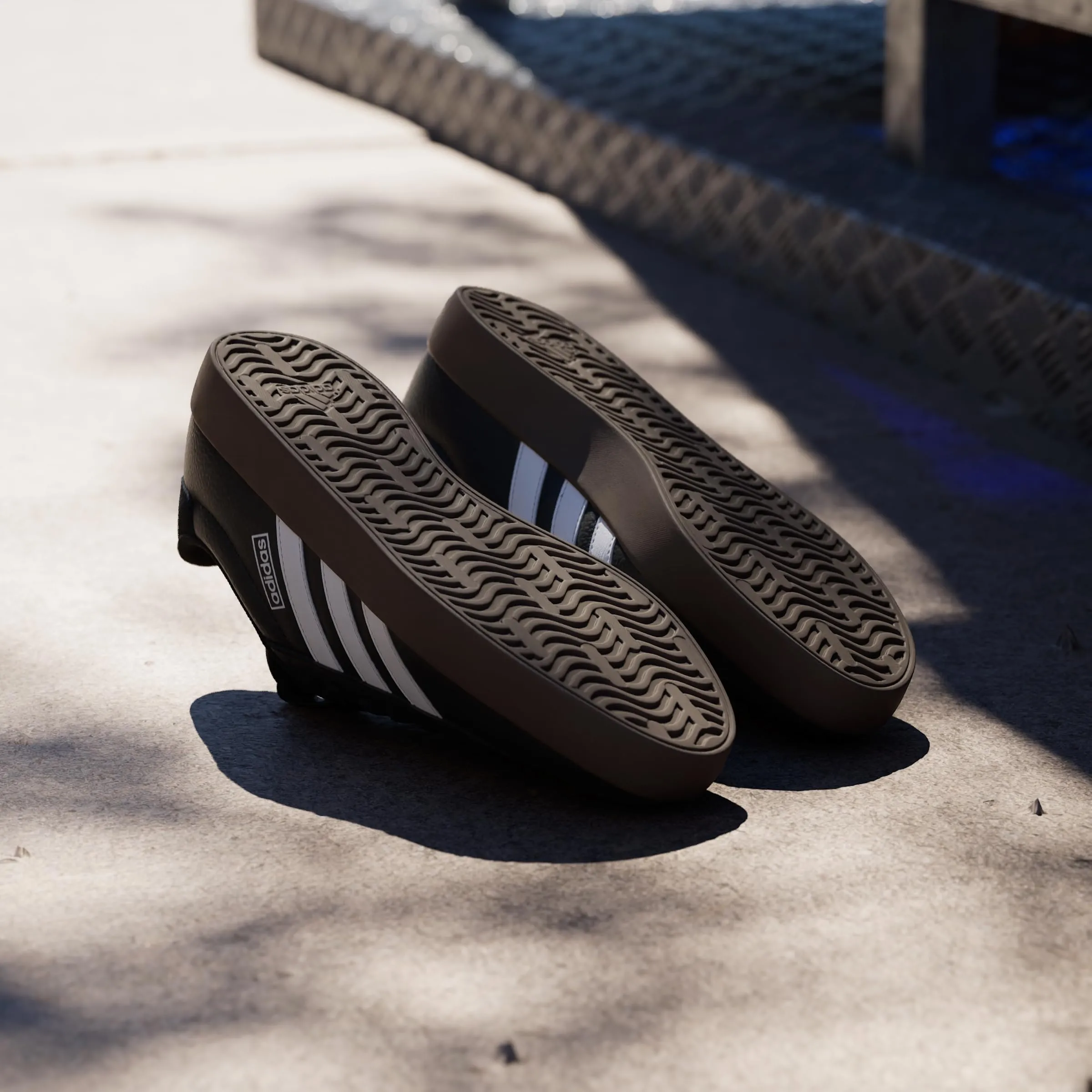 adidas VL Court 3.0 Shoes - Core Black / Cloud White - 41 1/3 EU - immagine 2