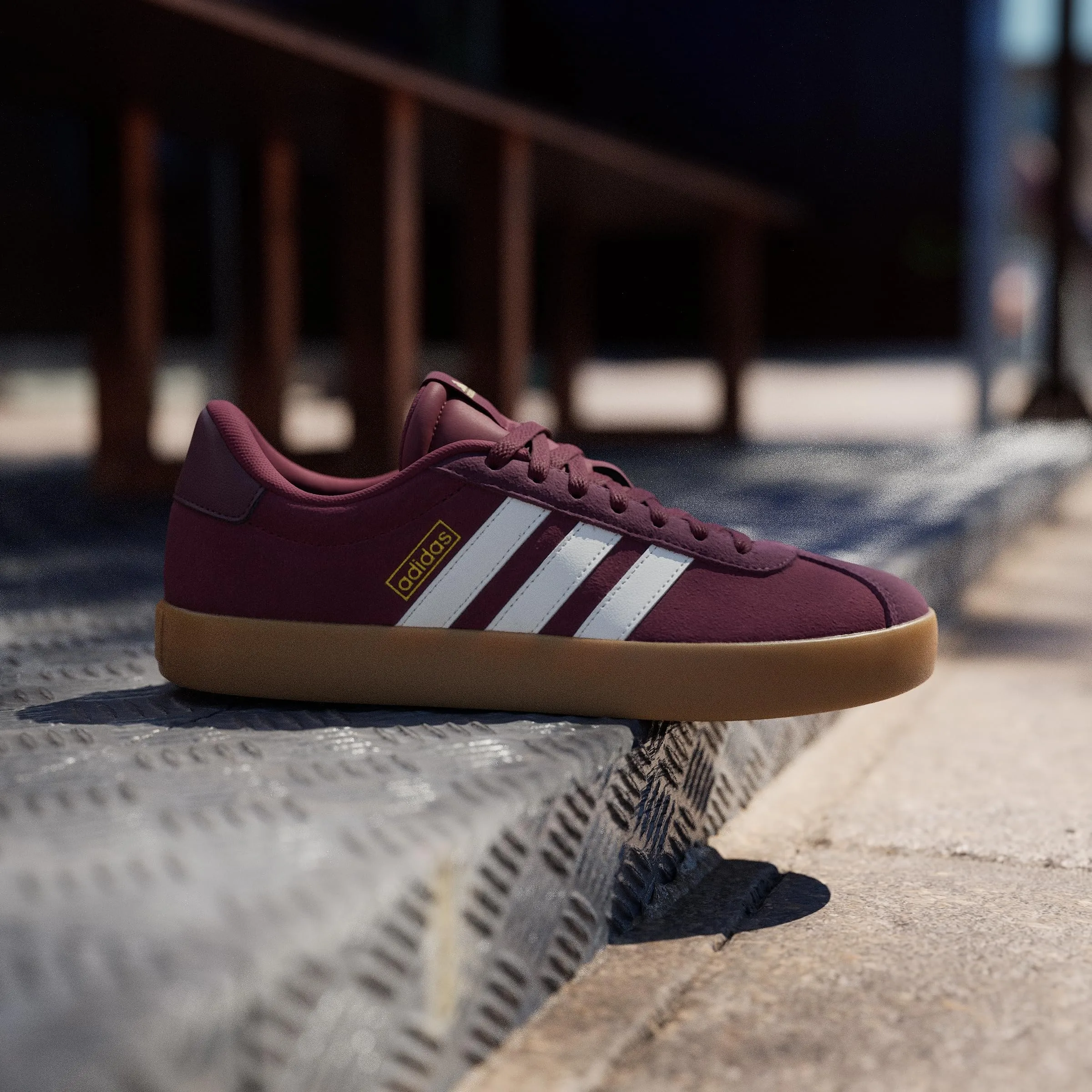 adidas VL Court 3.0 Shoes, Shadow Red/Off White/Maroon, 41 1/3 EU - immagine 3