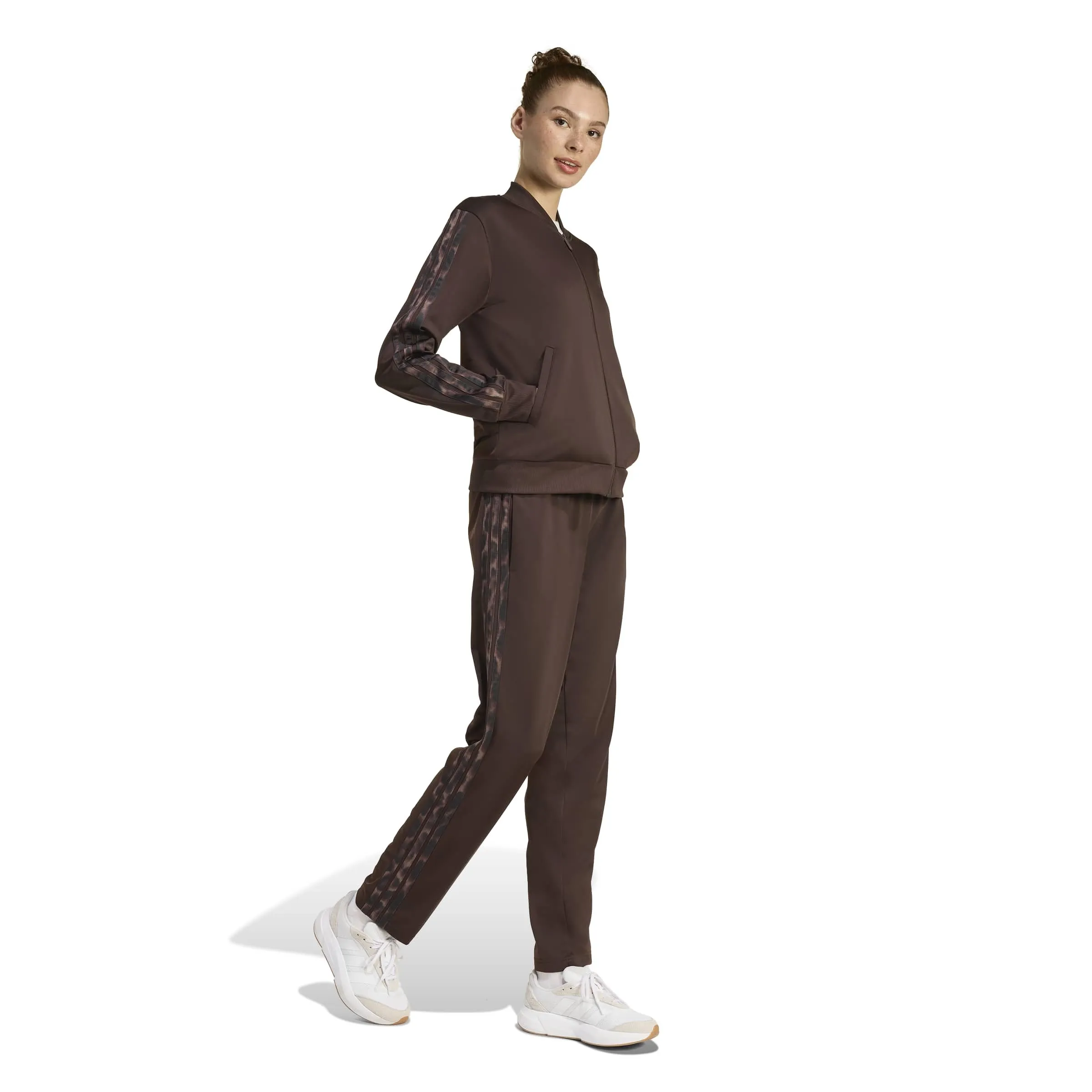 adidas Donna Essentials 3-Stripes Track Suit, Aurora Coffee/Multicolor, XL - immagine 6