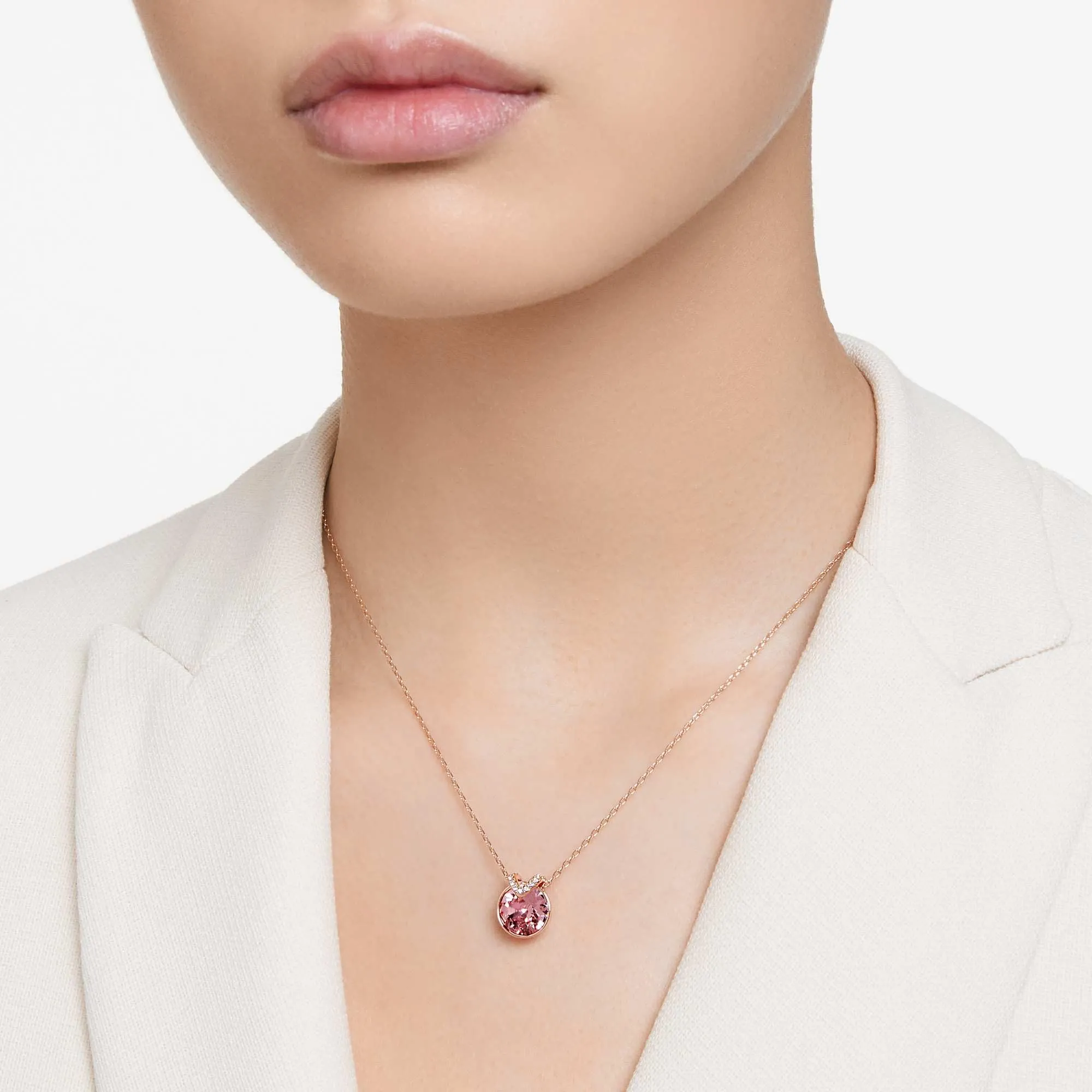 Swarovski Bella V Collana Pendente con Cristalli Blu, Placcatura in Tonalità Rodio, 38-43 cm - immagine 6