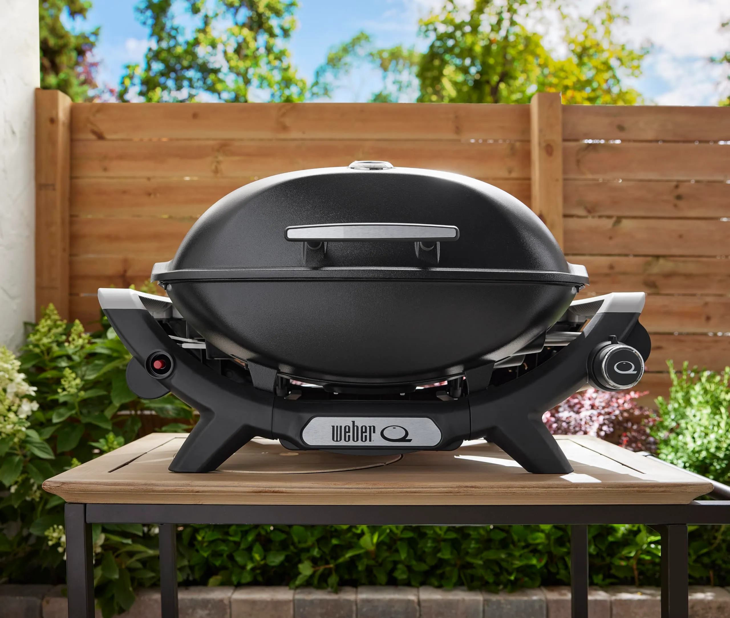 Weber Q2100N Barbecue a Gas, Superficie Grill 53 x 38 cm, 1 bruciatore, Griglia in ghisa Smaltata in Porcellana - Nero (1501082) - immagine 4