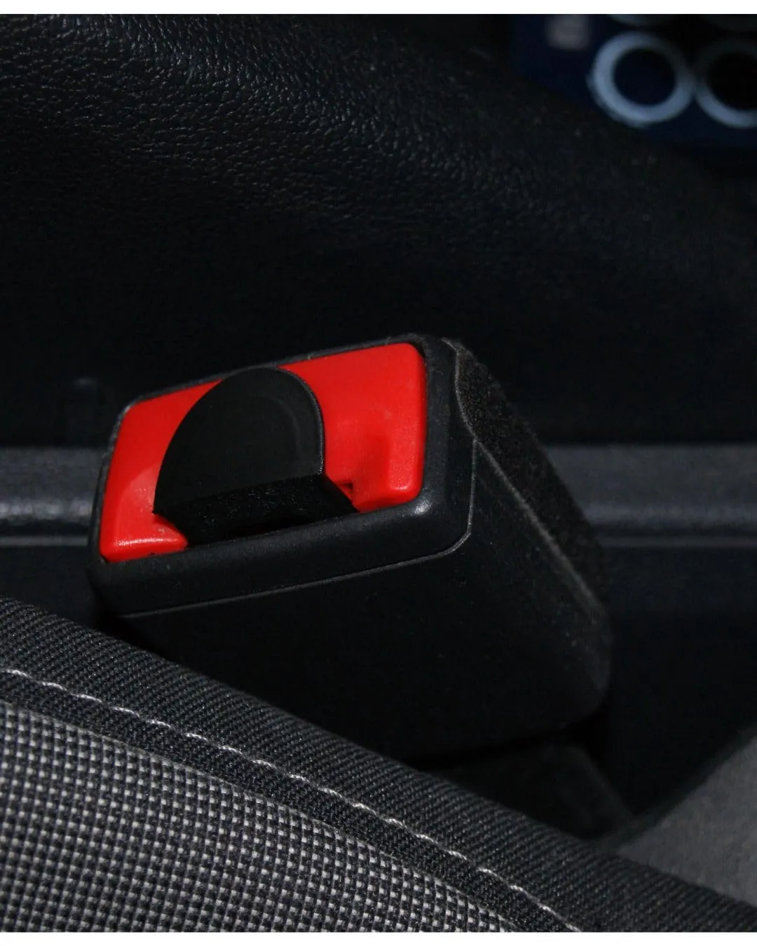 Generico Blocca Clip Anti-Bip Avviso Suono Cinture di Sicurezza Auto UltraSlim (Pack 5 Clip) - immagine 9