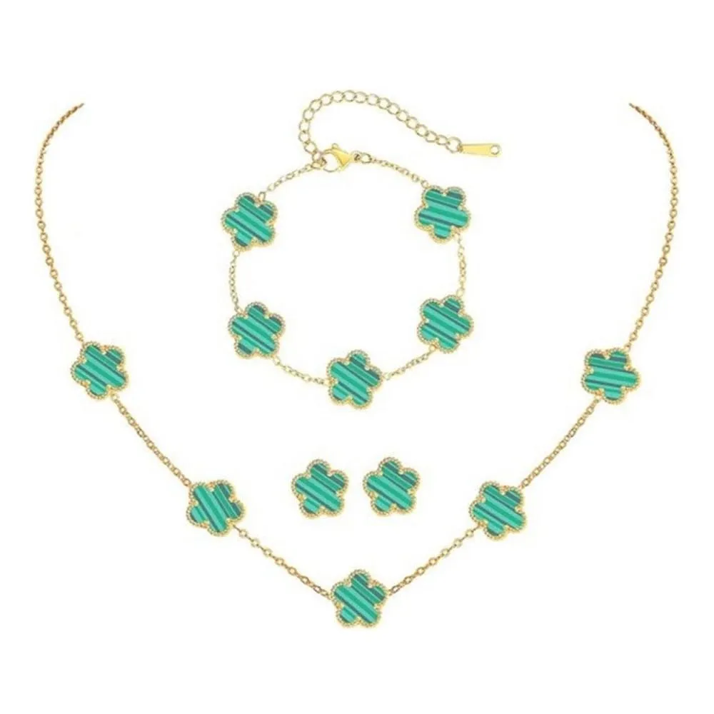 XFSRG Parure Gioielli Quadrifoglio in Acciaio Inossidabile Placcato Oro 18k con Collana, Orecchini e Bracciale per Donna e Ragazze (Verde) - immagine 1
