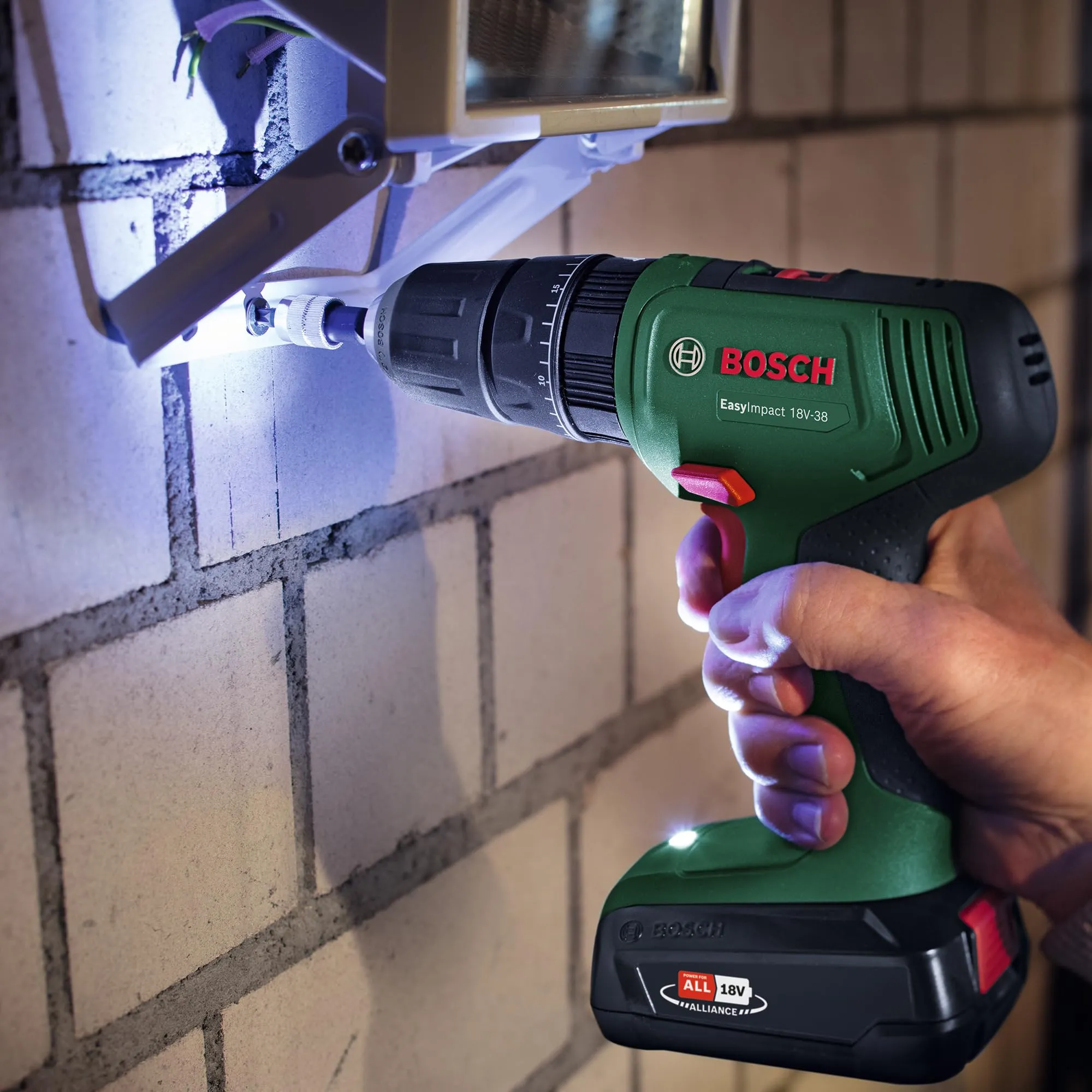 Bosch EasyDrill 18V-38 Trapano Avvitatore a Batteria (1 Batteria 2,5 Ah, Custodia per il Trasporto) - immagine 6