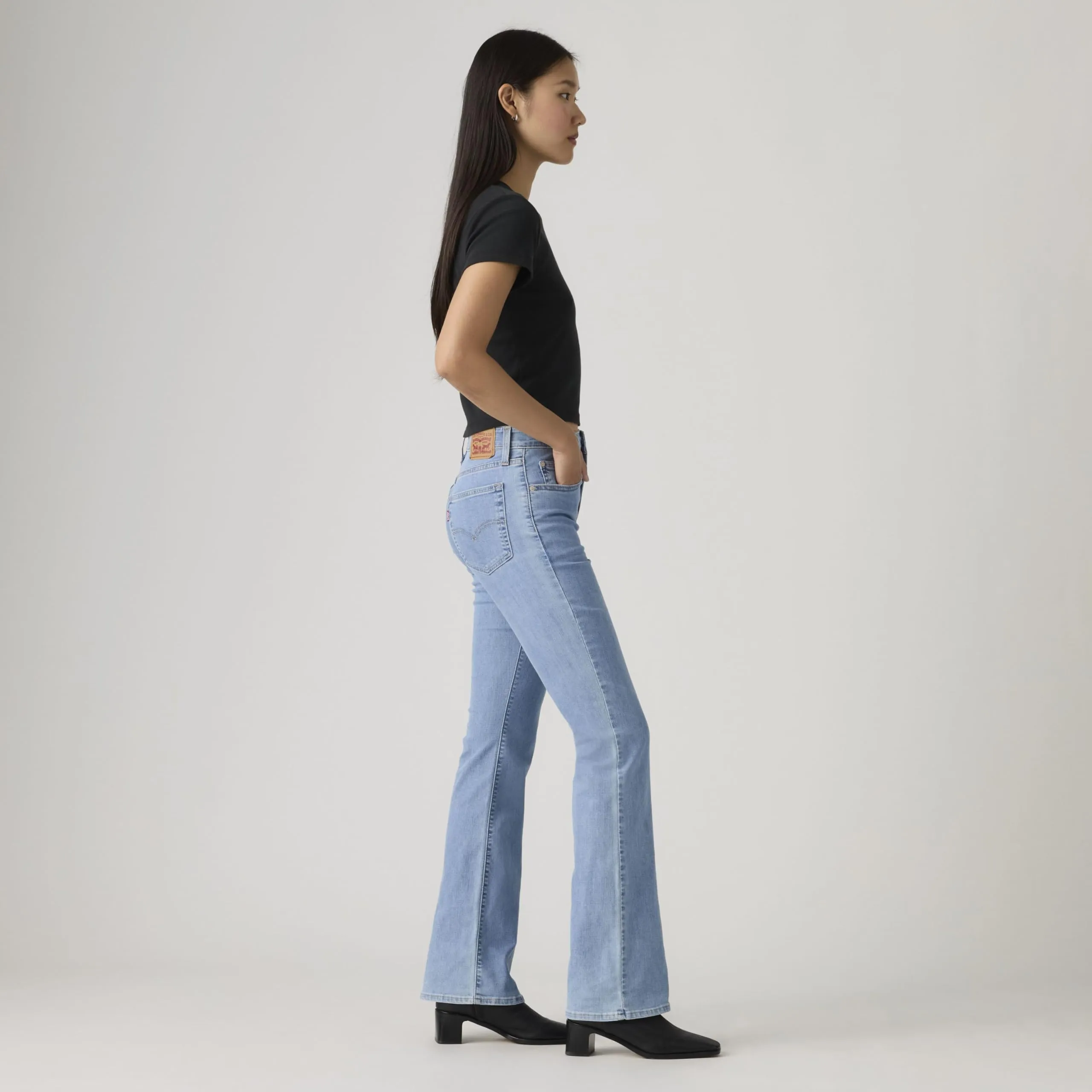 Levi's 725 High Rise Bootcut Cool Keeper - immagine 2