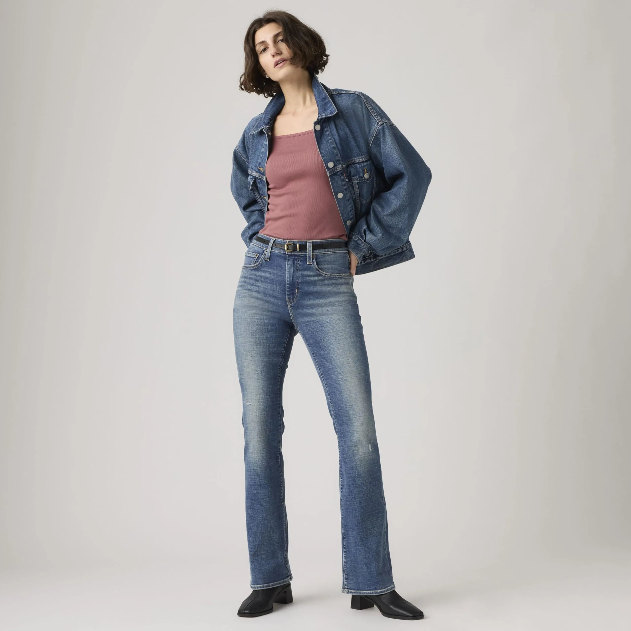 Levi's Women's 725 High Waisted Bootcut Jeans - Ducked Out, 32W/30L - immagine 4