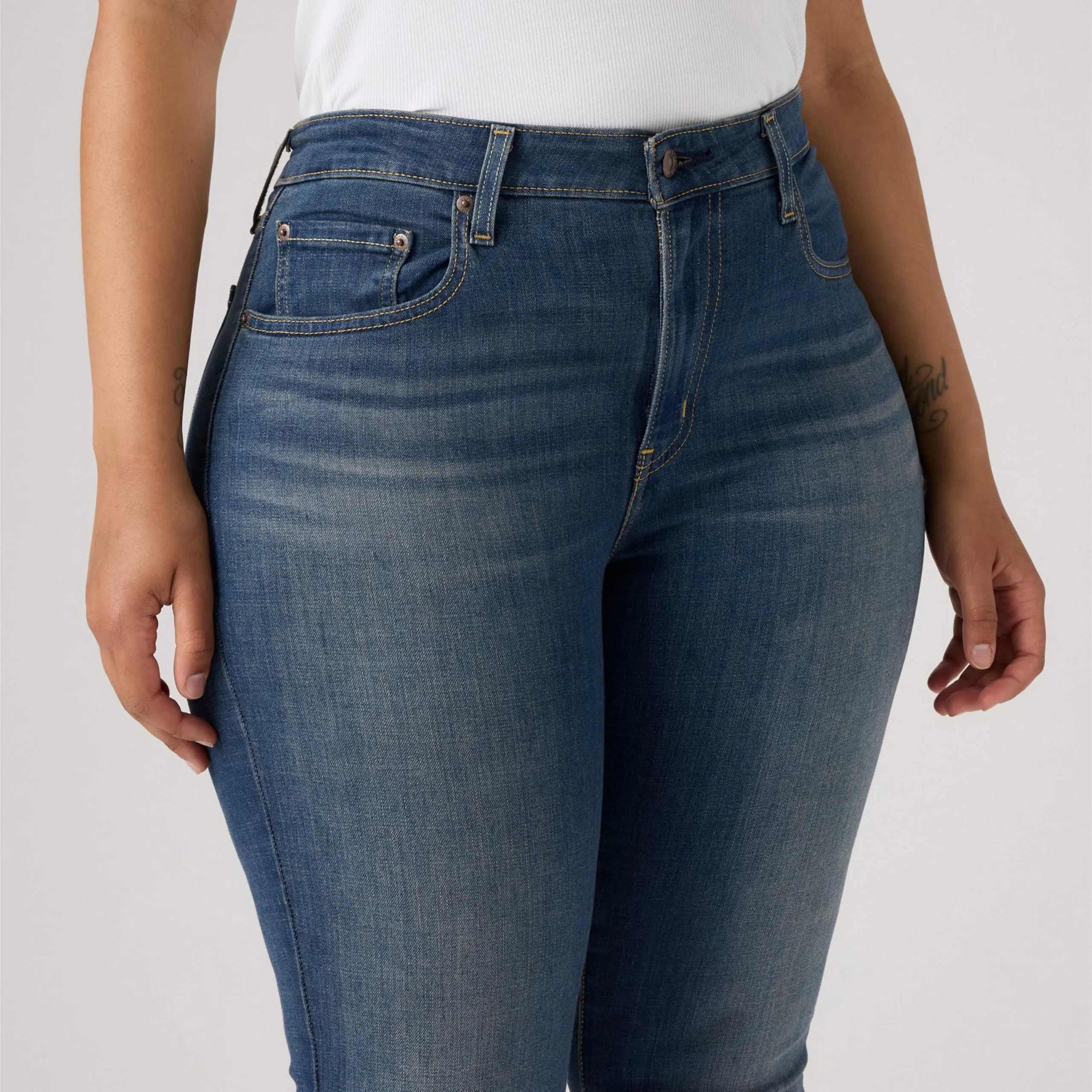Levi's 725 High Rise Bootcut Jeans - Tore It Up No DX - immagine 5
