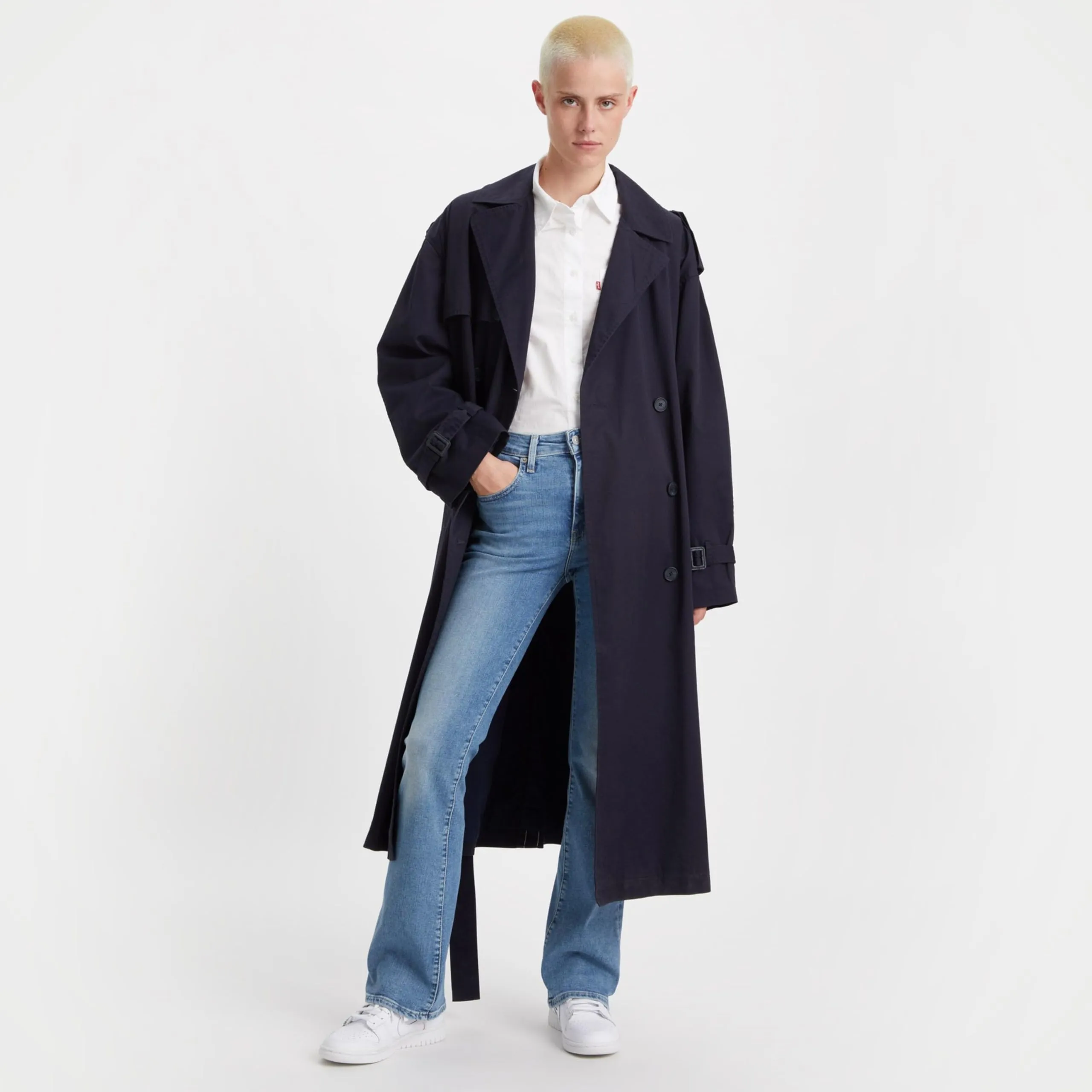 Levi's 725 High Rise Bootcut Jeans - Blue Wave Light (32W / 30L) - immagine 8