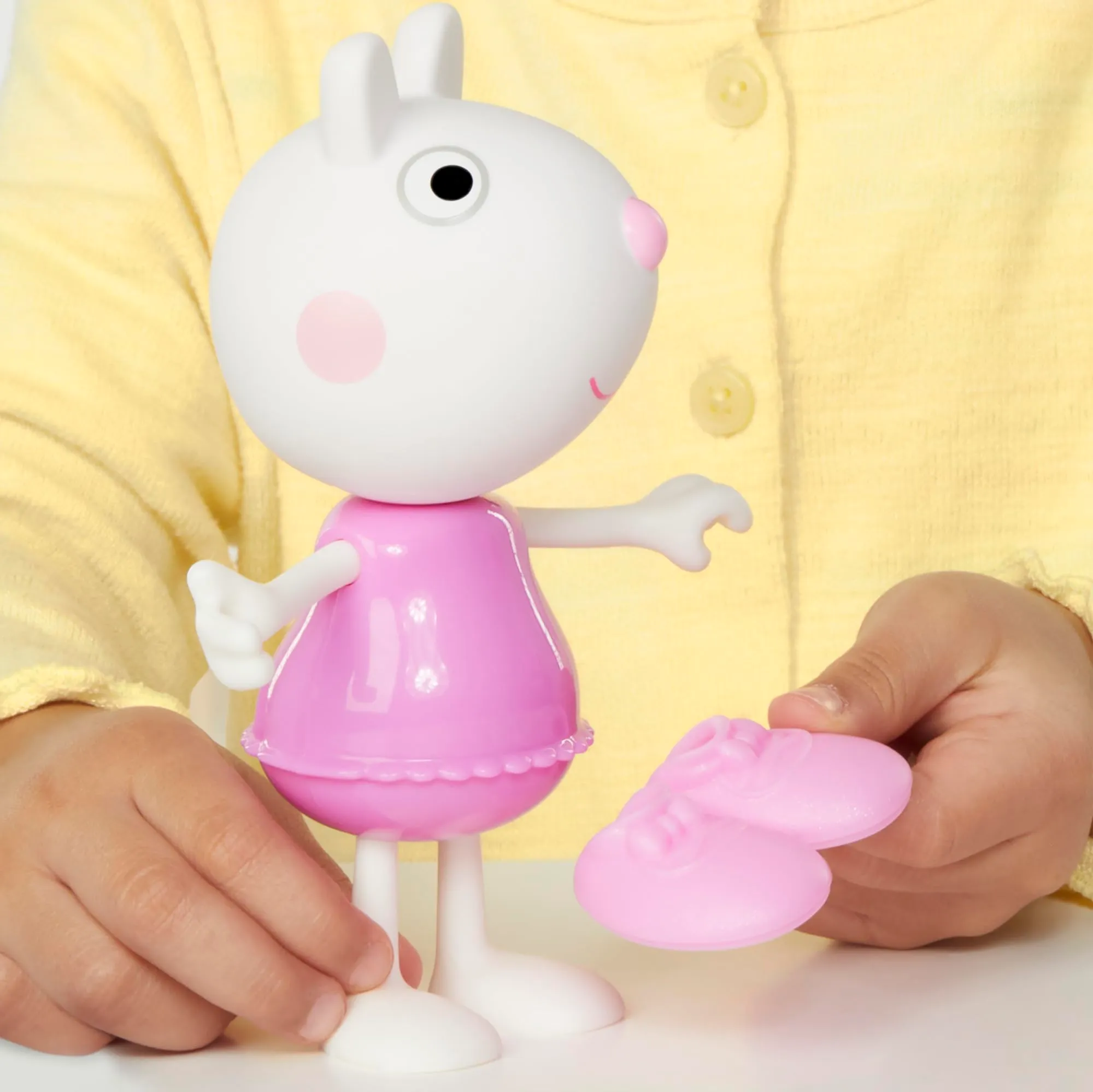 Peppa Pig Suzy Sheep Dress-Up Figure, 6 Inches - immagine 8