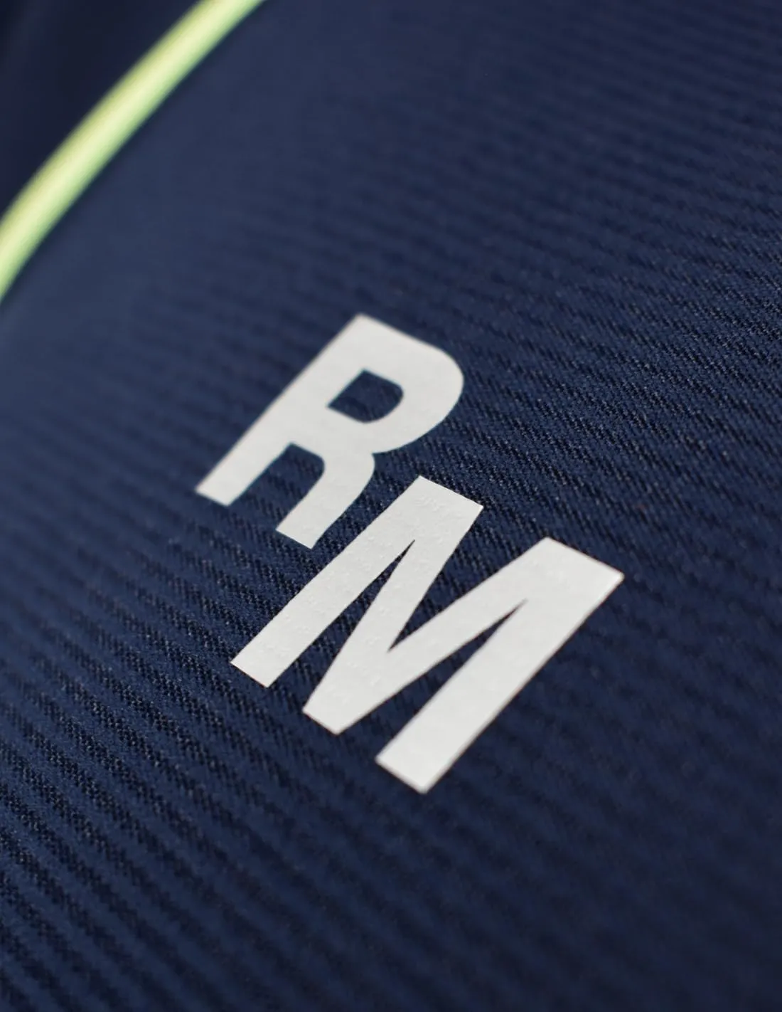 Real Madrid Maglia per Bambini 2a Maglia 25-26 Replica Ufficiale Vinicius - immagine 4