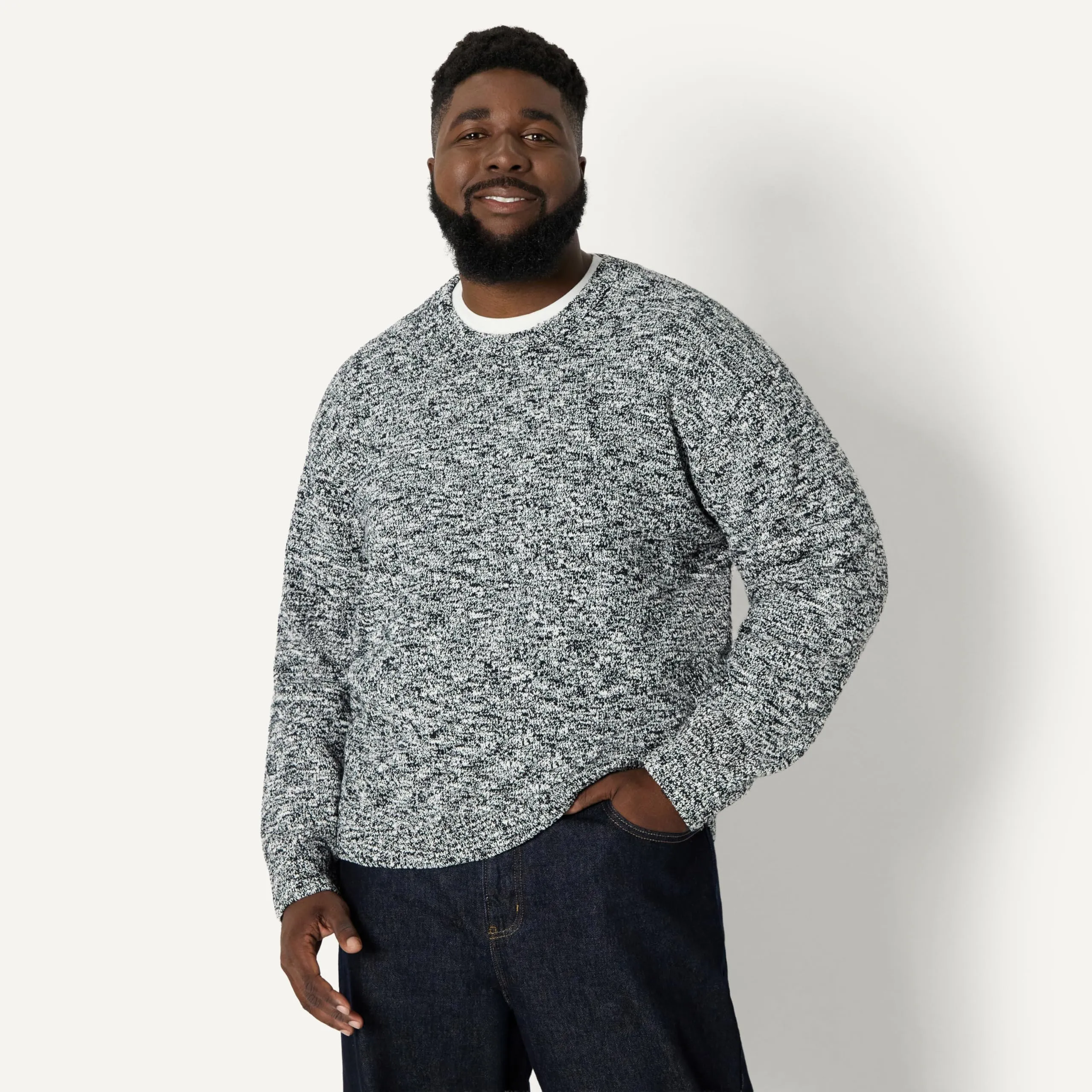 Amazon Essentials Pullover Vestibilità Comoda Uomo, Nero Mélange, S - immagine 6
