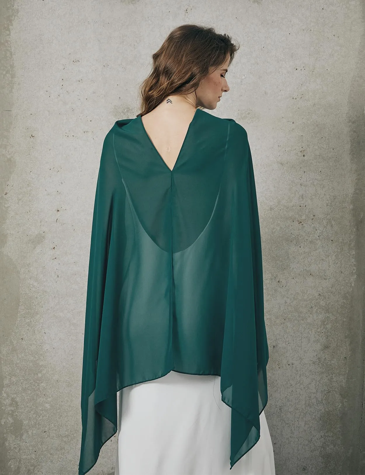 BEAUTELICATE Scialle Elegante Donna Poncho Coprispalle in Chiffon, Verde Acqua - immagine 3