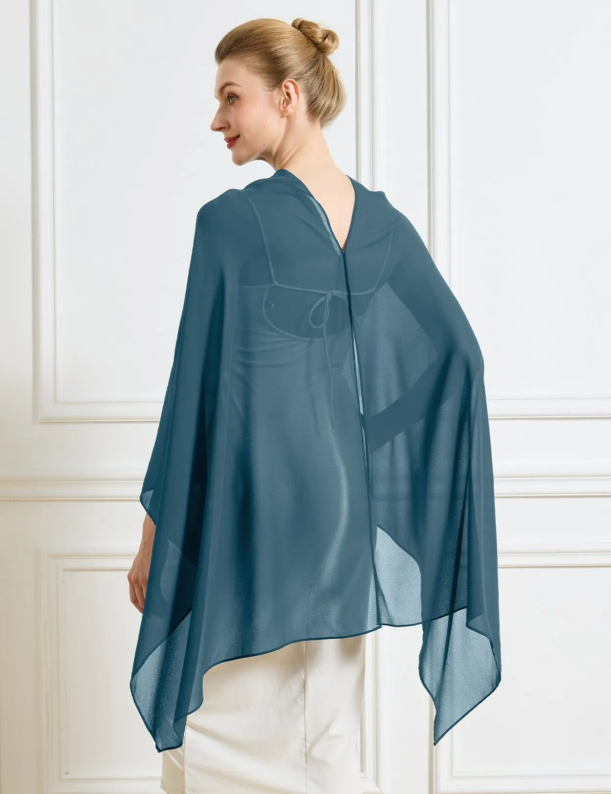 BEAUTELICATE Scialle Elegante Donna Poncho Coprispalle in Chiffon, Blu Inchiostro - immagine 3