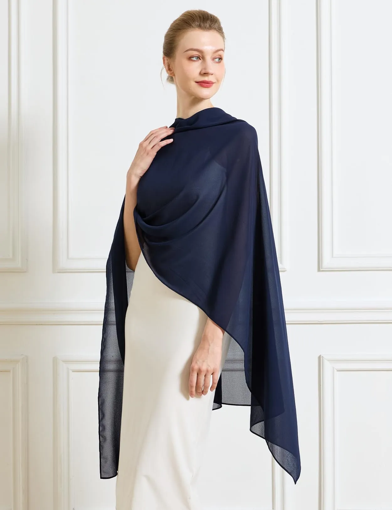 BEAUTELICATE Scialle Elegante Donna Poncho Coprispalle in Chiffon, Blu Marino - immagine 3