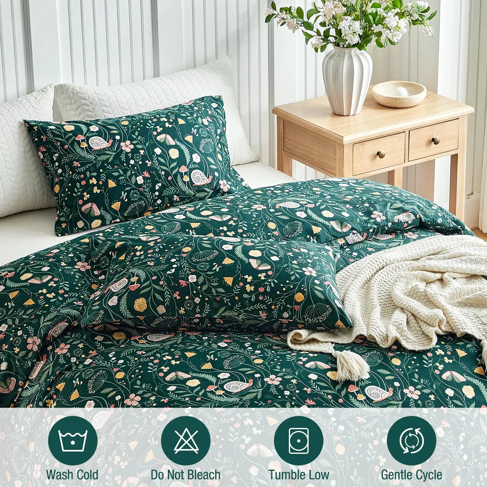 Tokokimo Set Copripiumino Matrimoniale 3 Pezzi, Motivo Mondo Insetti in Microfibra, 240x220 cm con 2 Federe 50x80 cm, Verde Scuro - immagine 6