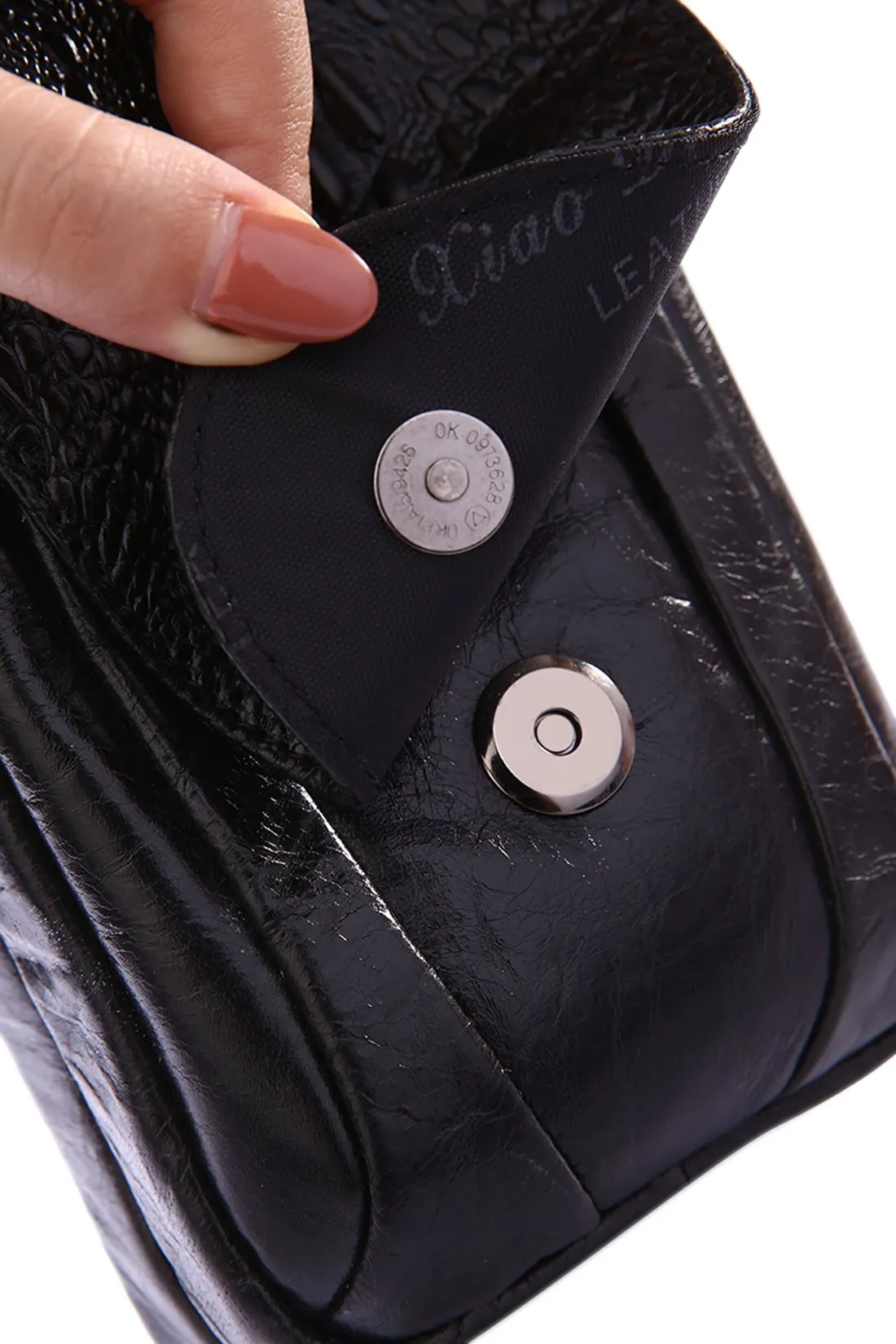Xieben Custodia per Telefono in Pelle di Vacchetta Effetto Coccodrillo con Clip da Cintura, Nero #03 - immagine 6