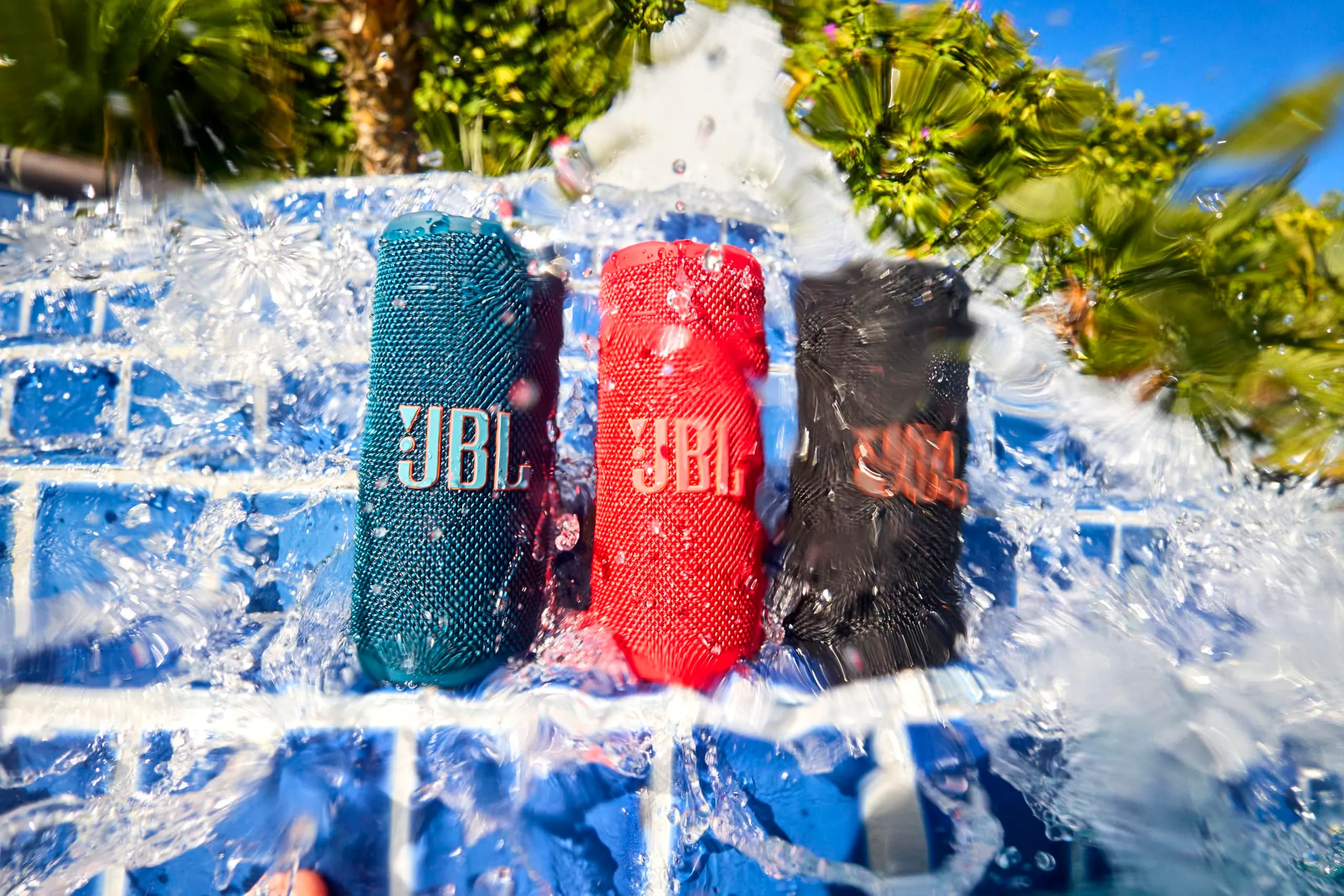 JBL Grip Bluetooth Speaker, Blu - immagine 4