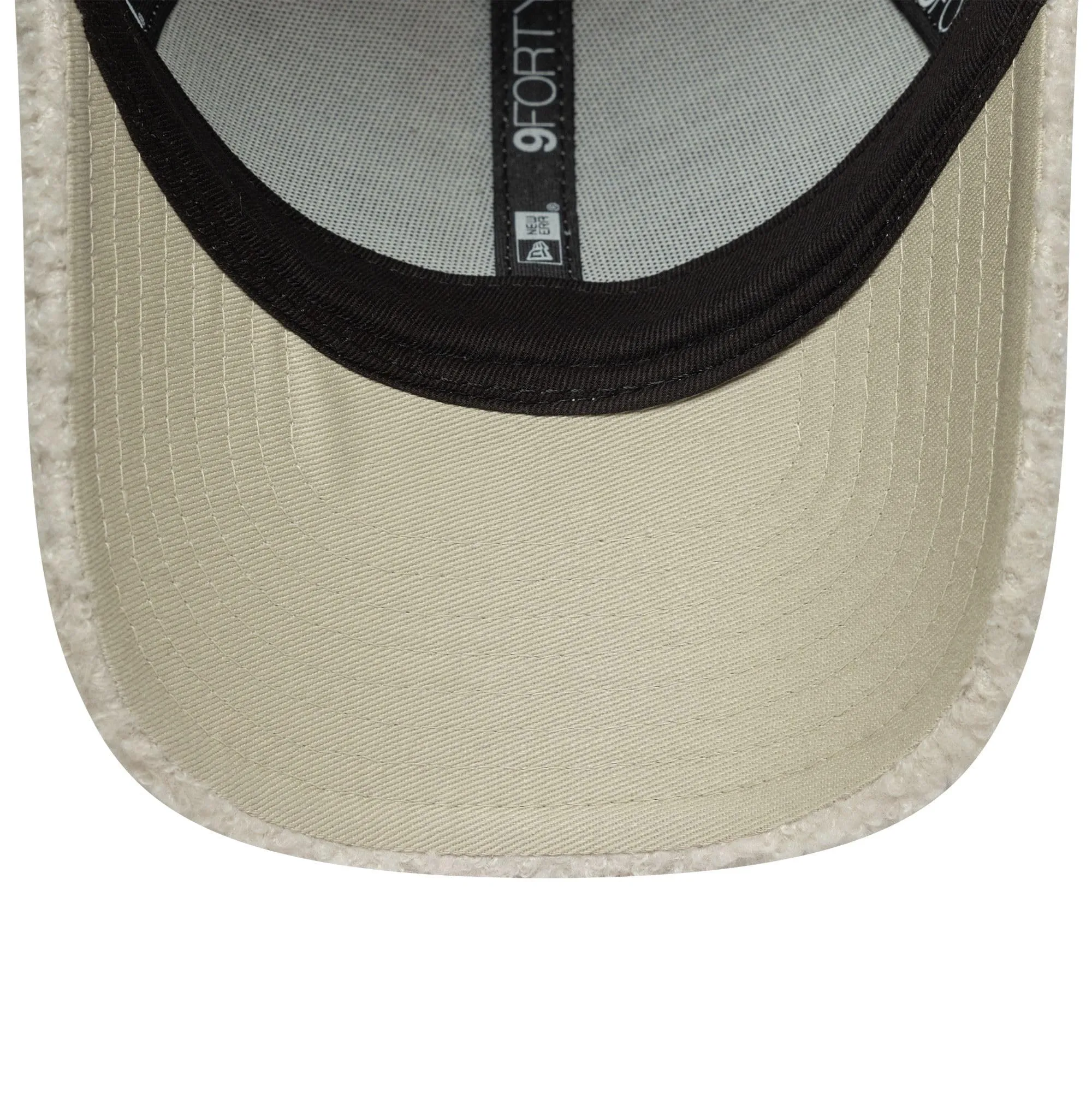 New Era 9Forty Berretto Invernale per Bambini Borg Teddy Beige - immagine 5