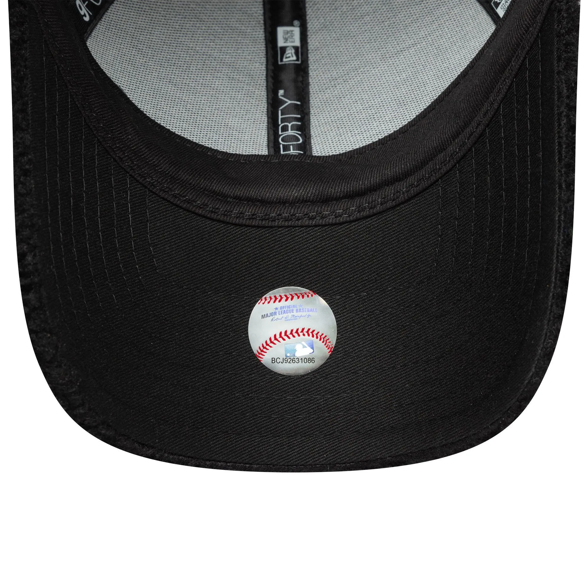 New Era Los Angeles Dodgers 9Forty Donna Borg Teddy Cap Nero - immagine 5