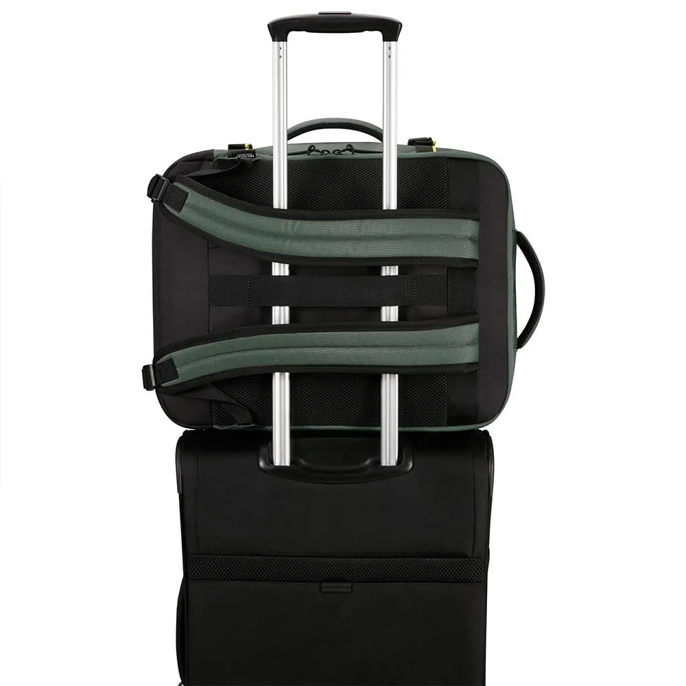 American Tourister Take2Cabin Zaino Bagaglio a Mano Easyjet 36 x 20 x 45 cm, 38L, Verde (Dark Forest) - immagine 7