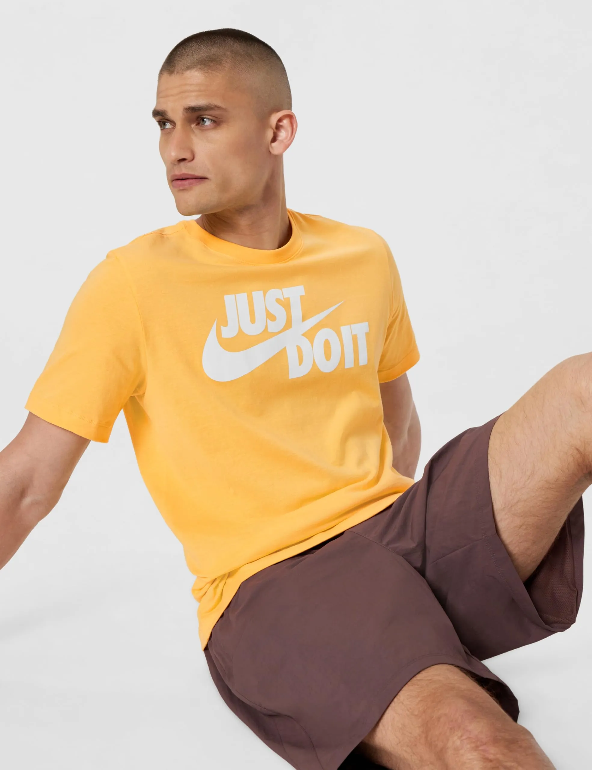 Nike Sportswear AR5004 Maglietta da Uomo - Topazio Oro - immagine 5