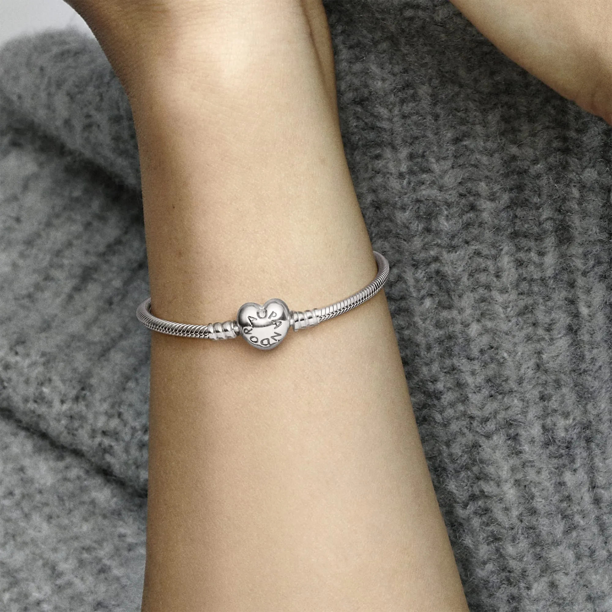 Pandora Icons Bracciale in argento con chiusura a forma di cuore, 16 cm - immagine 8