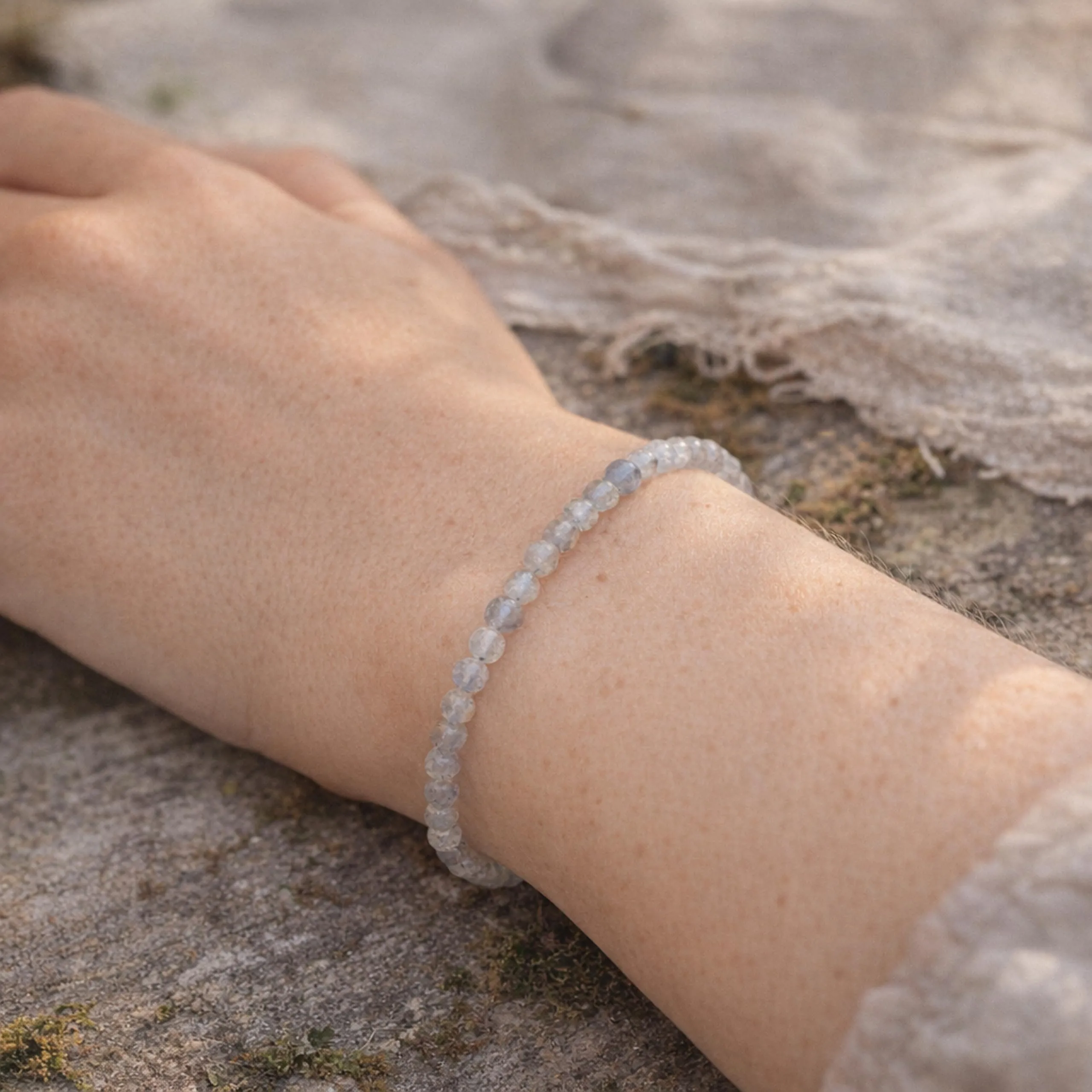 Lebensquelle Plus Mini Bracciale con Perline 4-5 mm - Labradorite - immagine 2