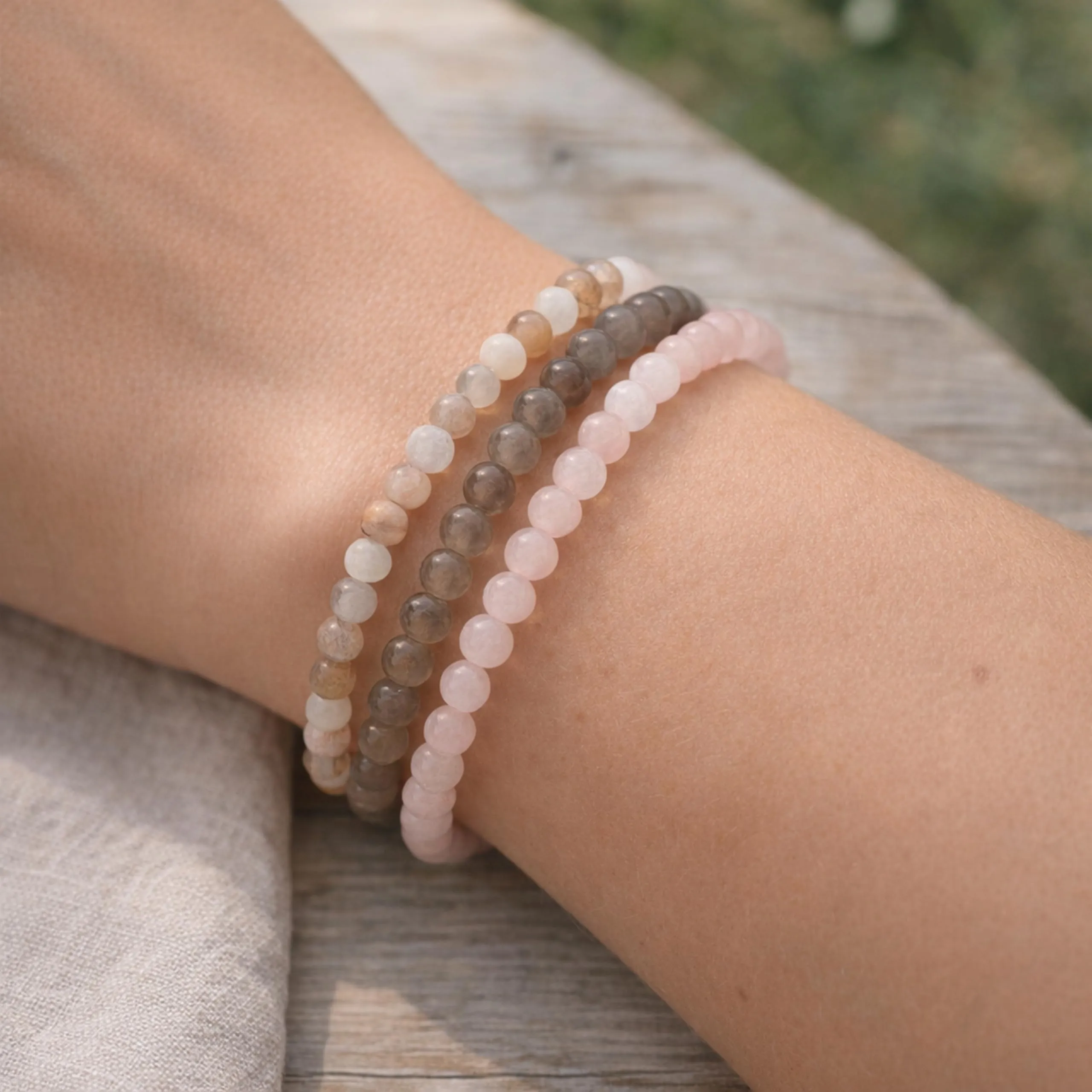 Lebensquelle Plus Mini bracciale con perline 4-5 mm (Mondstein), 19 cm - immagine 6
