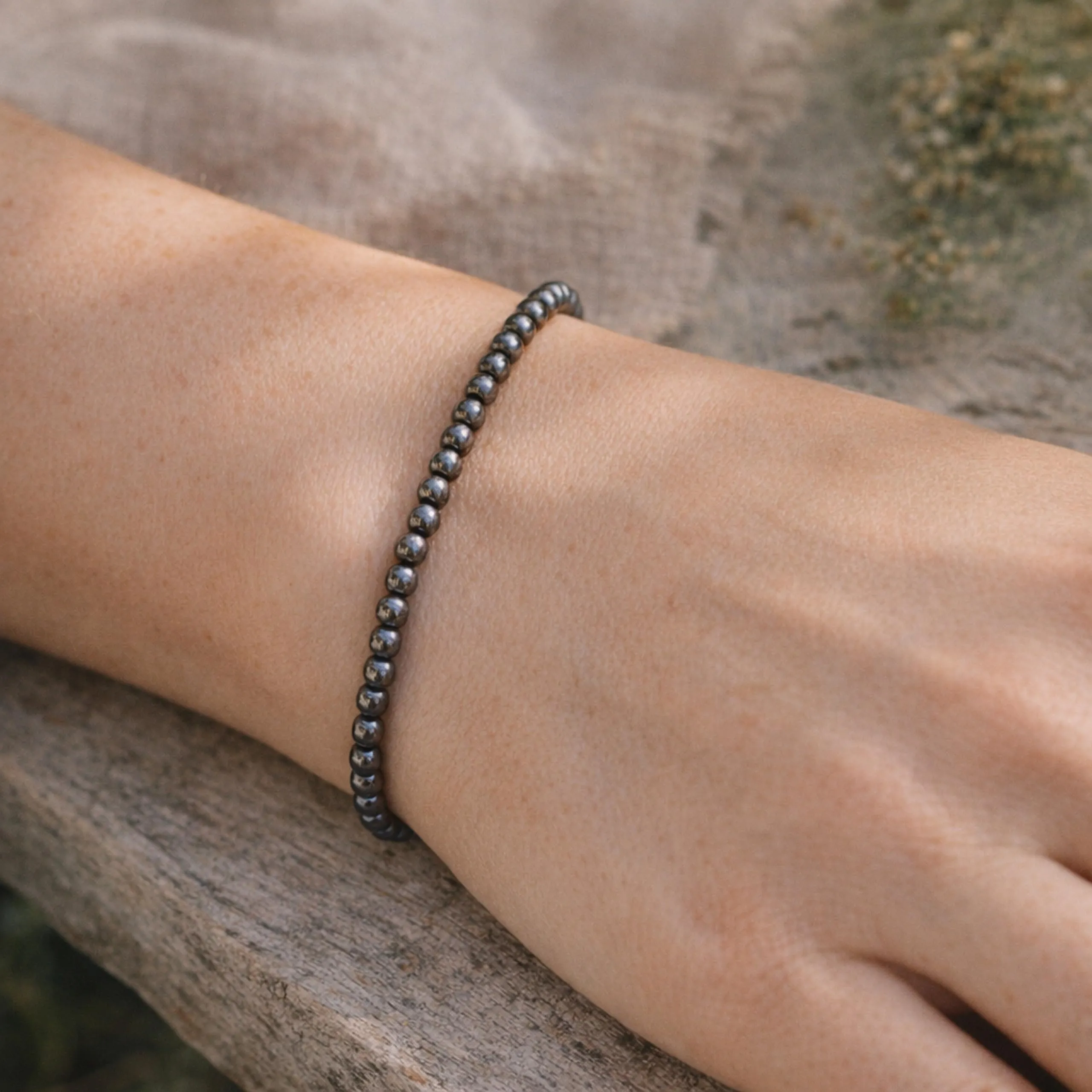 Lebensquelle Plus Mini Bracciale in Ematite, Perline 4-5 mm - immagine 2
