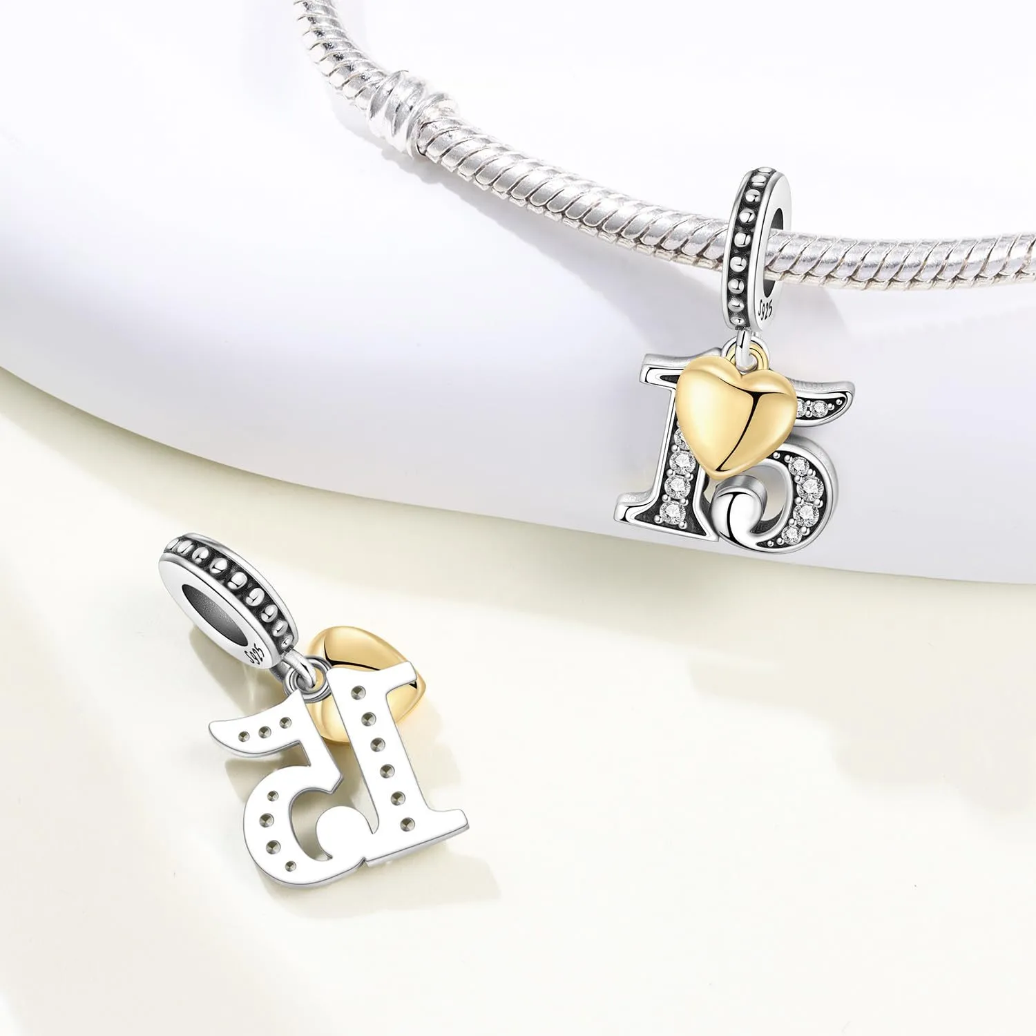 PANPOKI Ciondoli Numerici in Argento 925 con Cuore Placcato Oro 18K e Zirconi - immagine 2